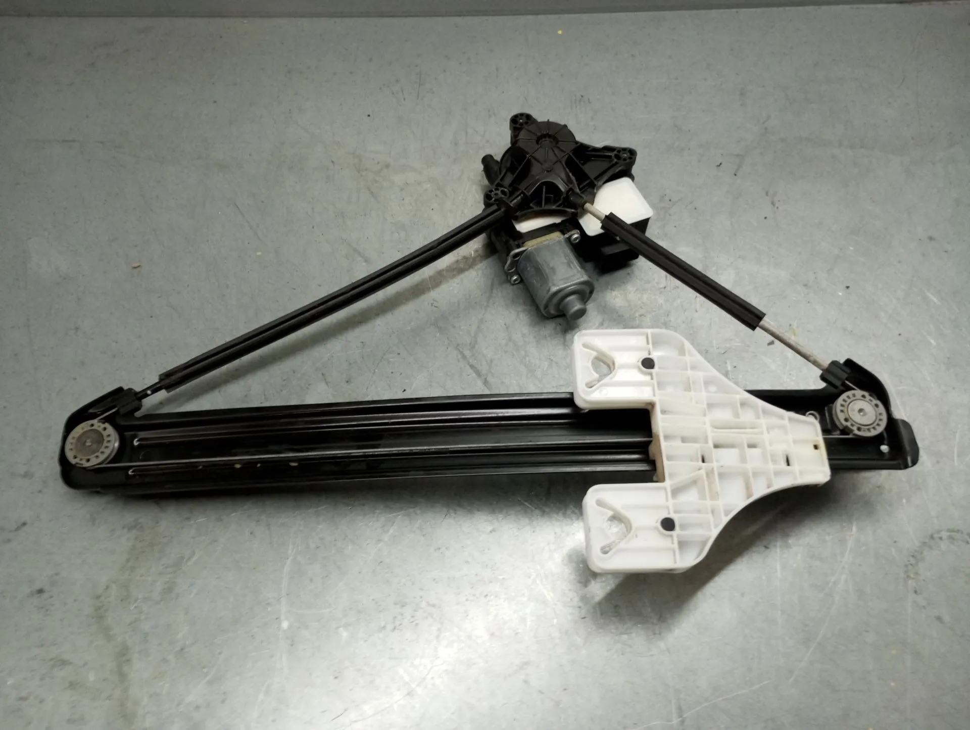 Elevalunas trasero derecho SEAT Ateca (KH7) Imagem-2