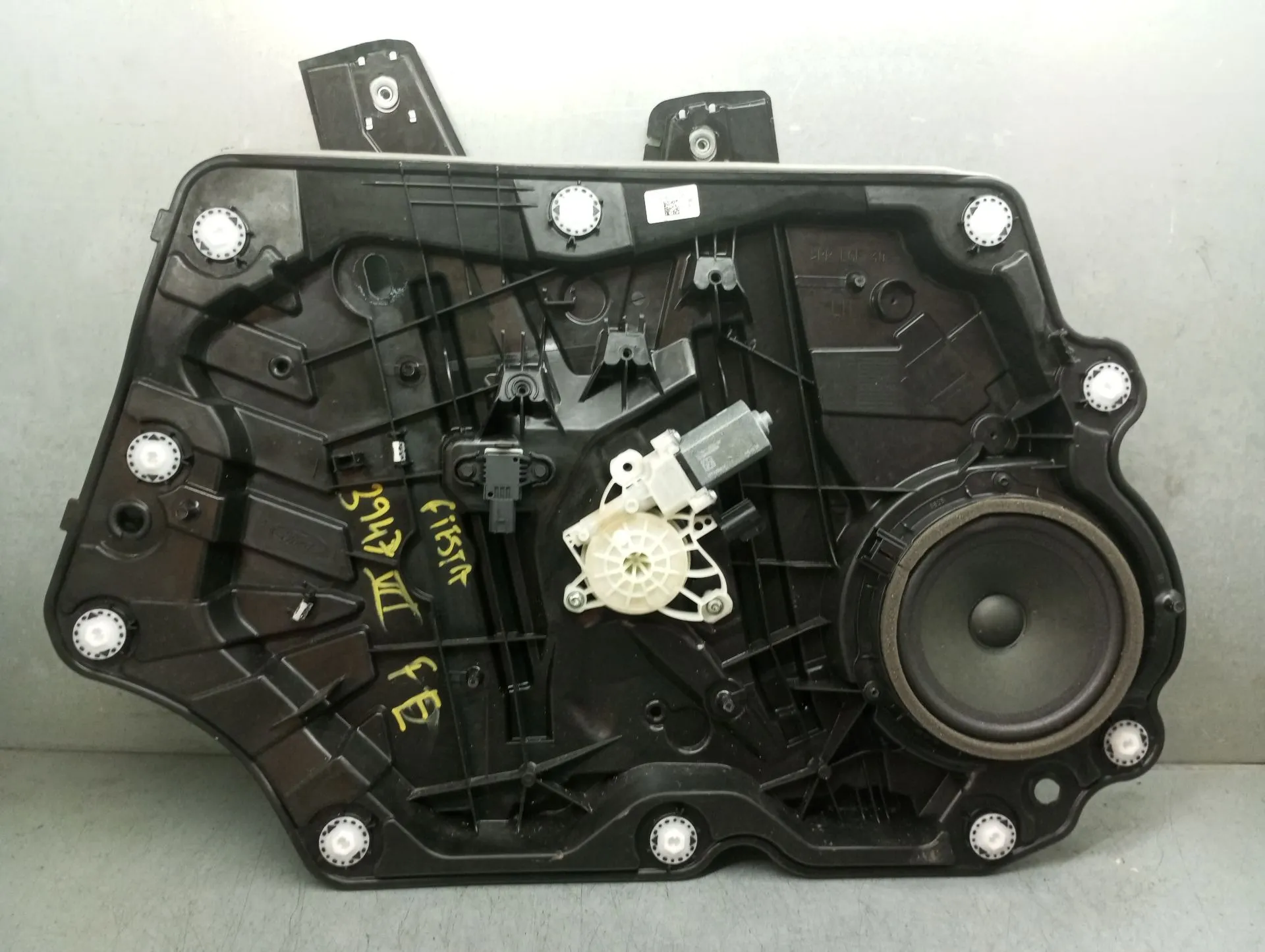 Alzavetro anteriore sinistro FORD Fiesta VII (HJ, HF)