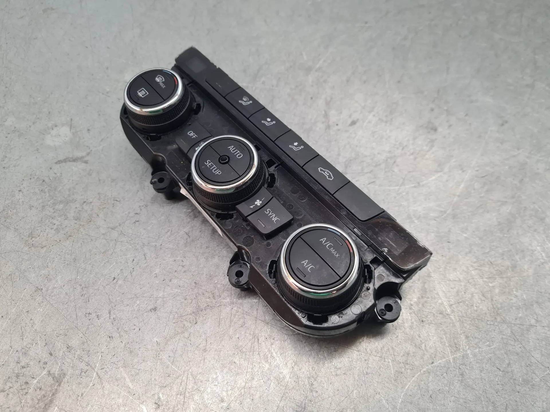 Commande chauffage SEAT Ateca (KH7) Imagem-2