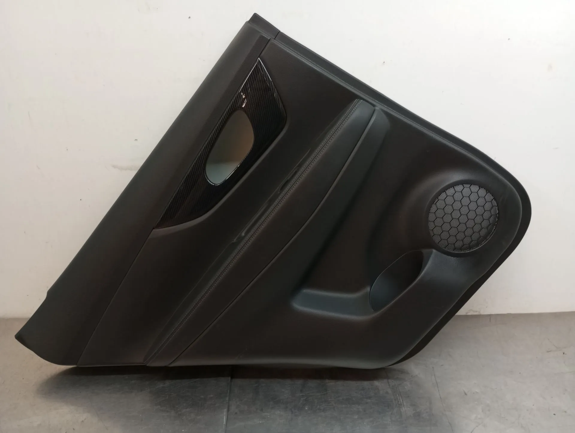 Panneau de porte arrière gauche NISSAN Qashqai III (J12)