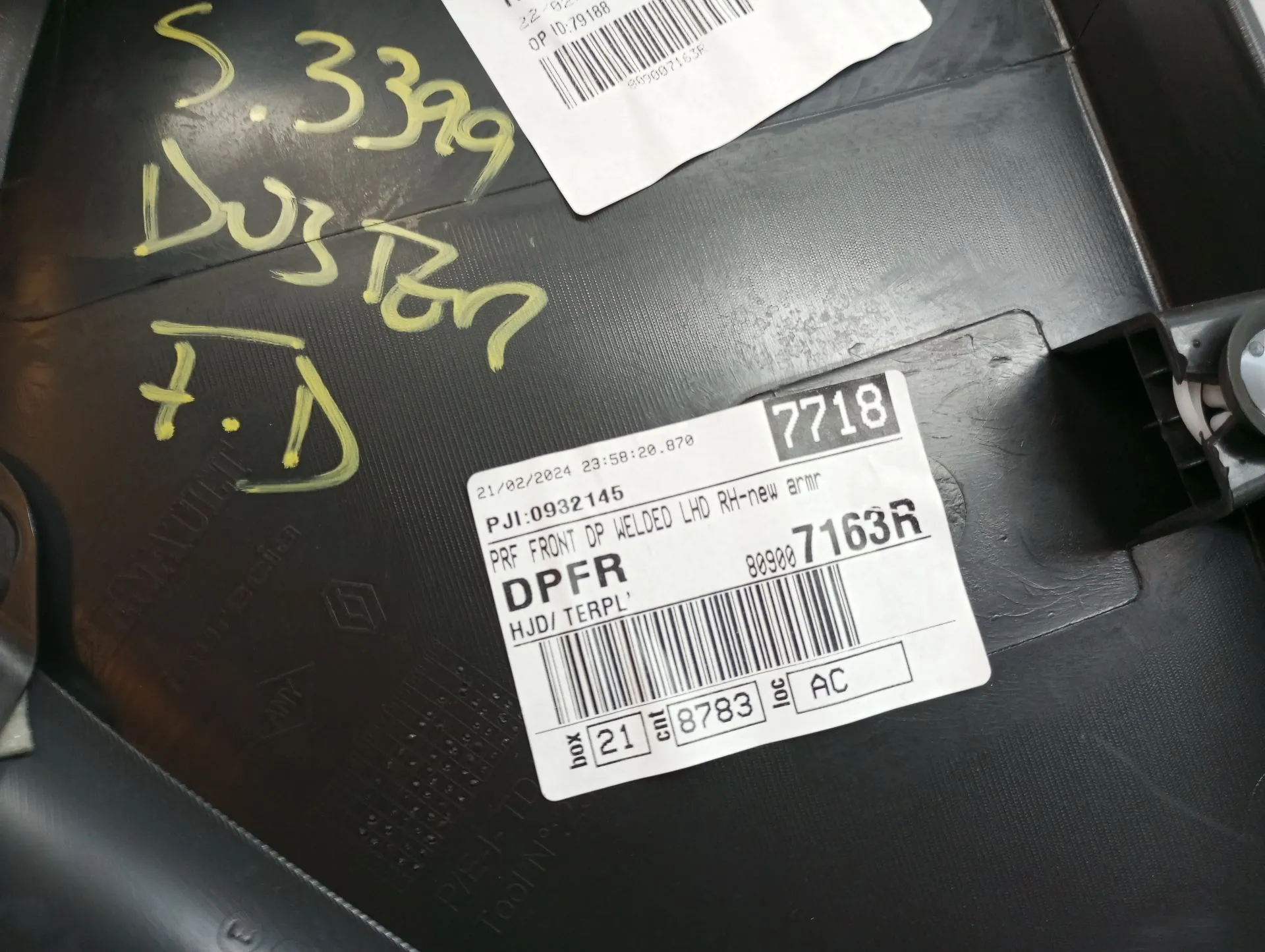 Forra porta / quartela frente direita DACIA Duster (HM_) Imagem-6