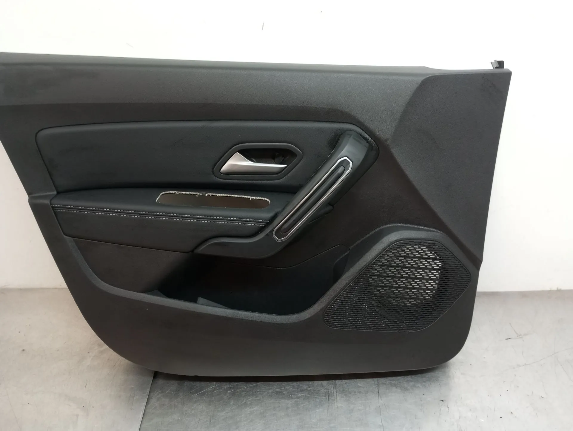 Rivestimento porta anteriore sinistra DACIA Duster (HM_)