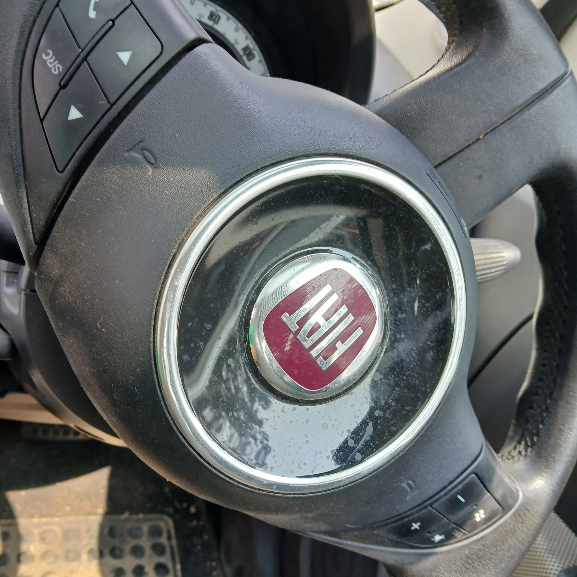 Frente Completa FIAT 500 (312_) Imagem-11