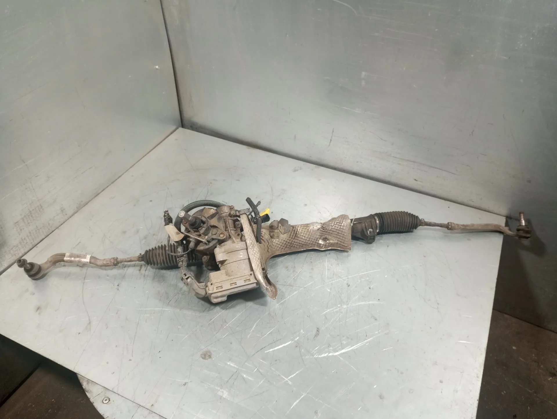 Steering box PEUGEOT 308 II