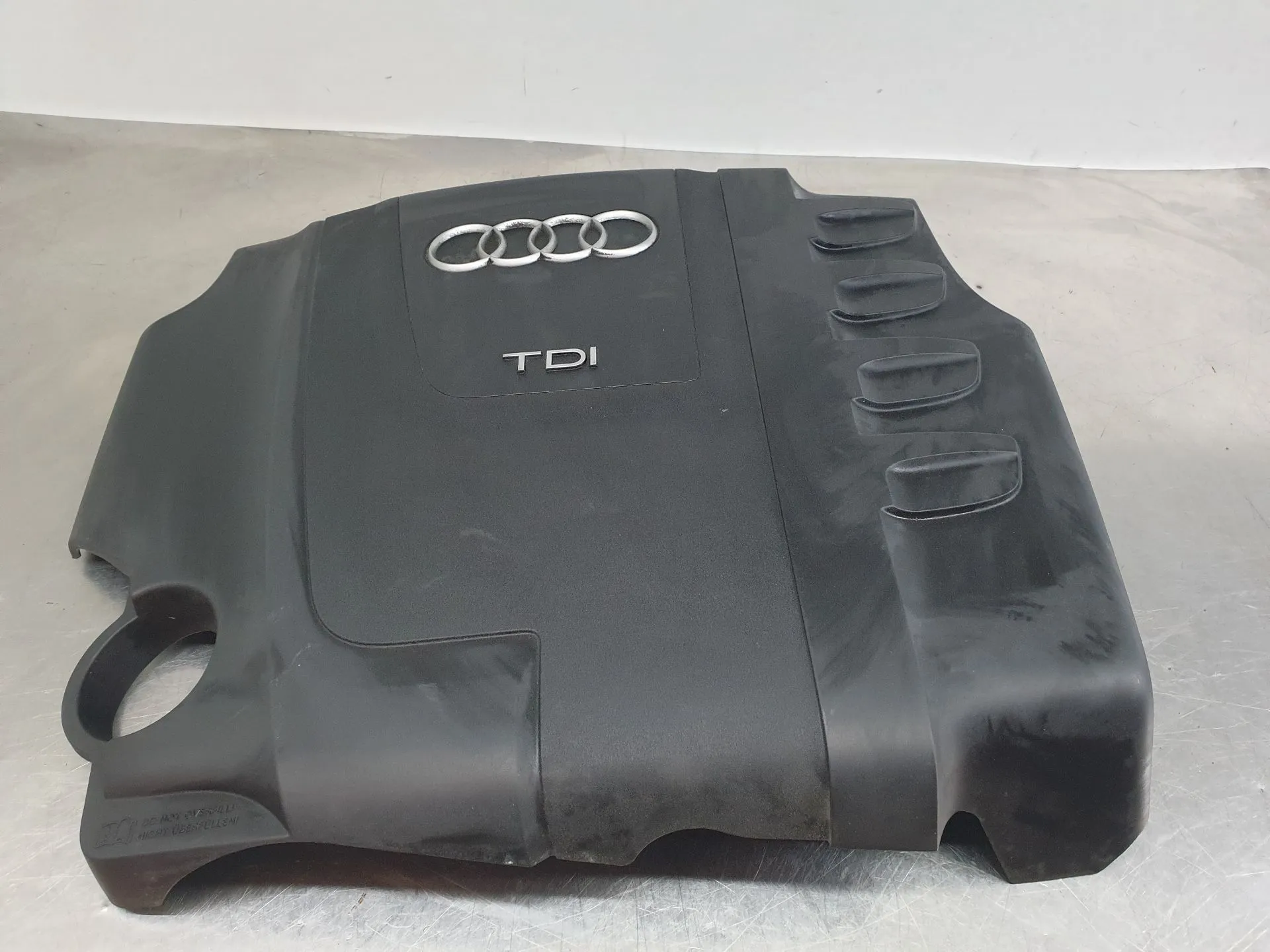 Cache-moteur AUDI A4 Avant (8K5, B8)