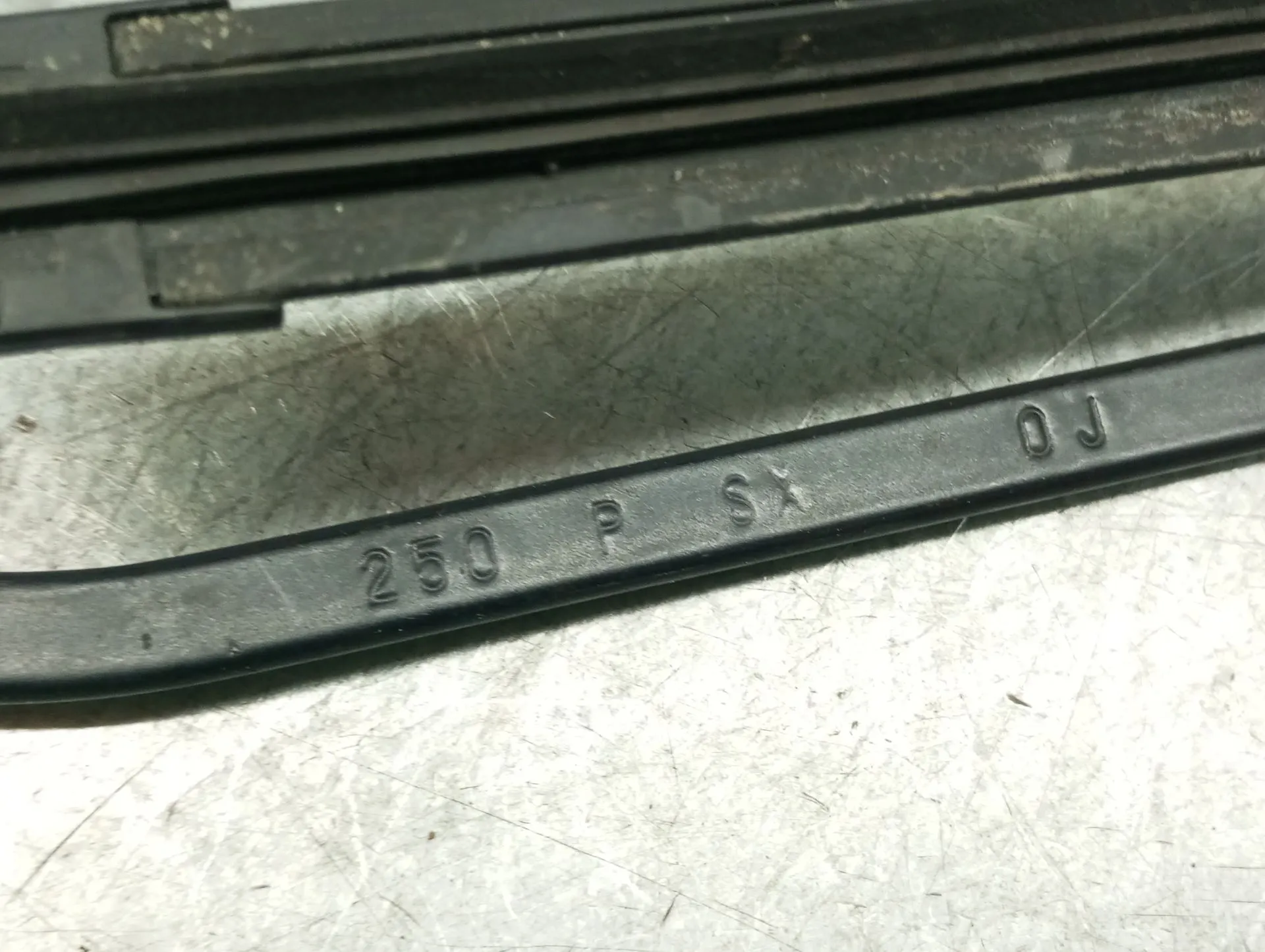 Bras de balai avant Droite PEUGEOT Boxer Imagem-1