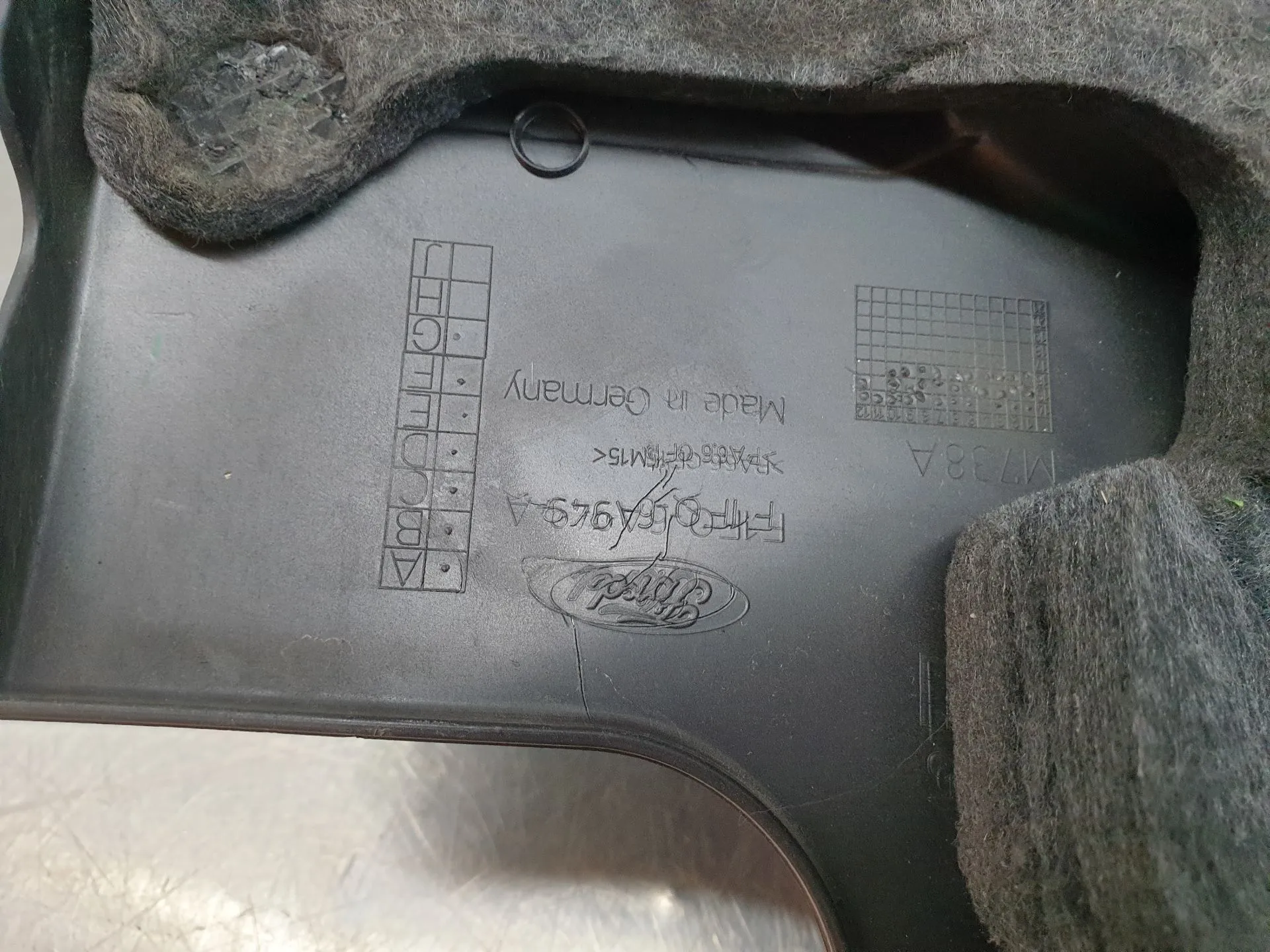 Engine cover FORD Fiesta VI (CB1, CCN) Imagem-3