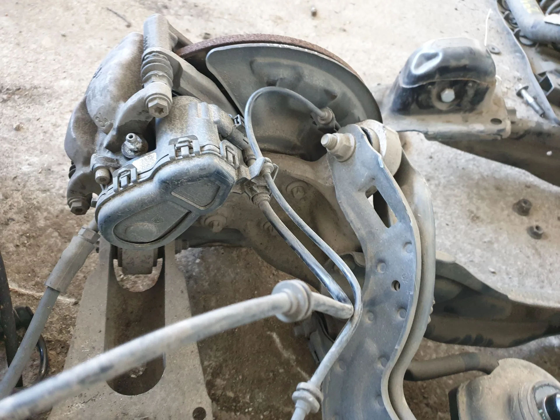 Mangueta trasera izquierda MERCEDES-BENZ Classe A (W176) Imagem-1