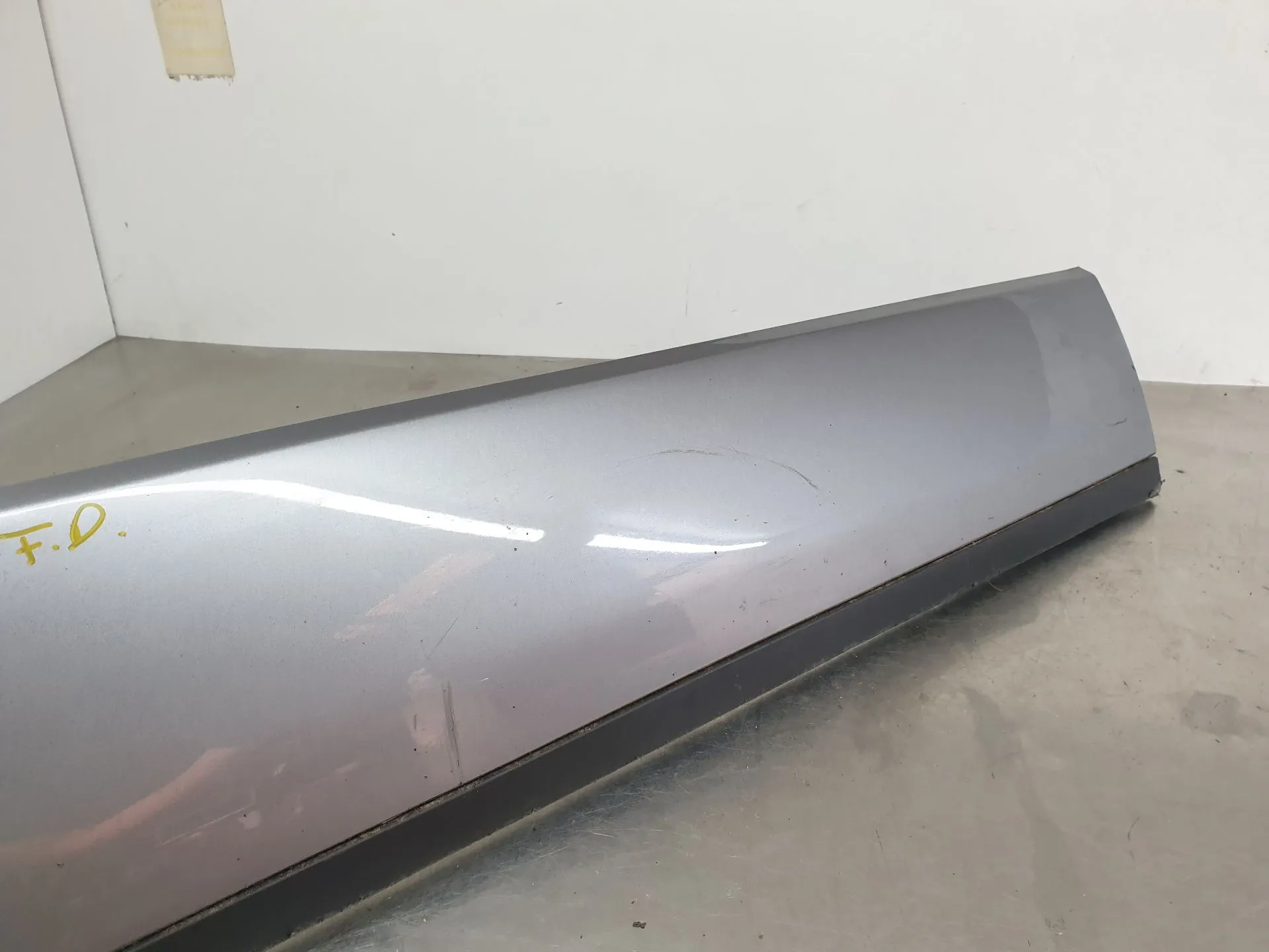 Moldura puerta delantera derecha LAND ROVER Range Rover Evoque (L538) Imagem-1