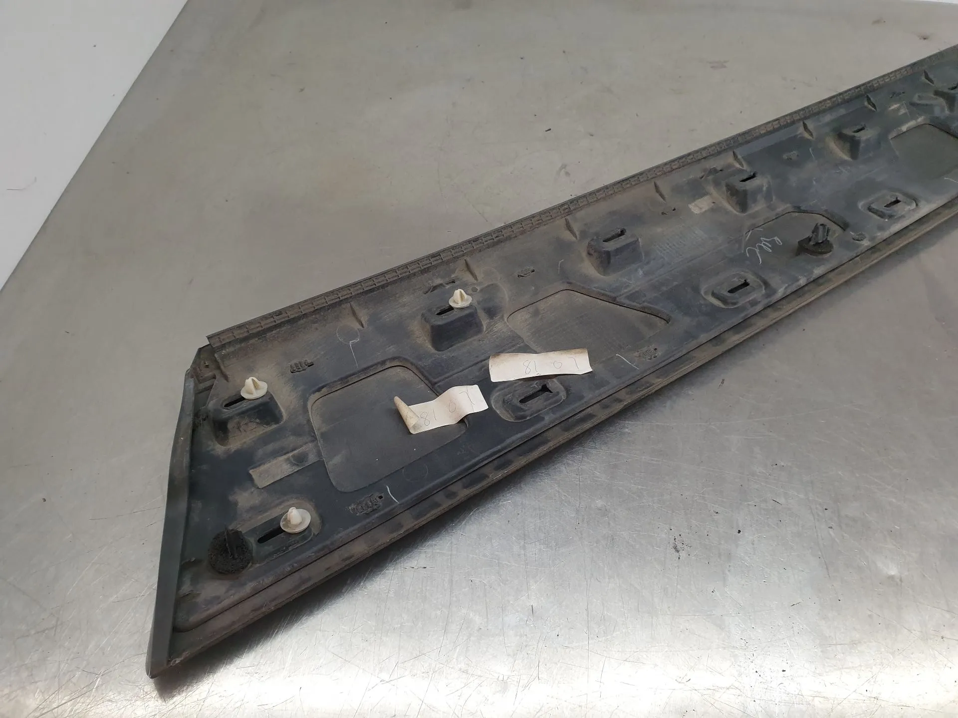 Moldura puerta delantera derecha LAND ROVER Range Rover Evoque (L538) Imagem-3