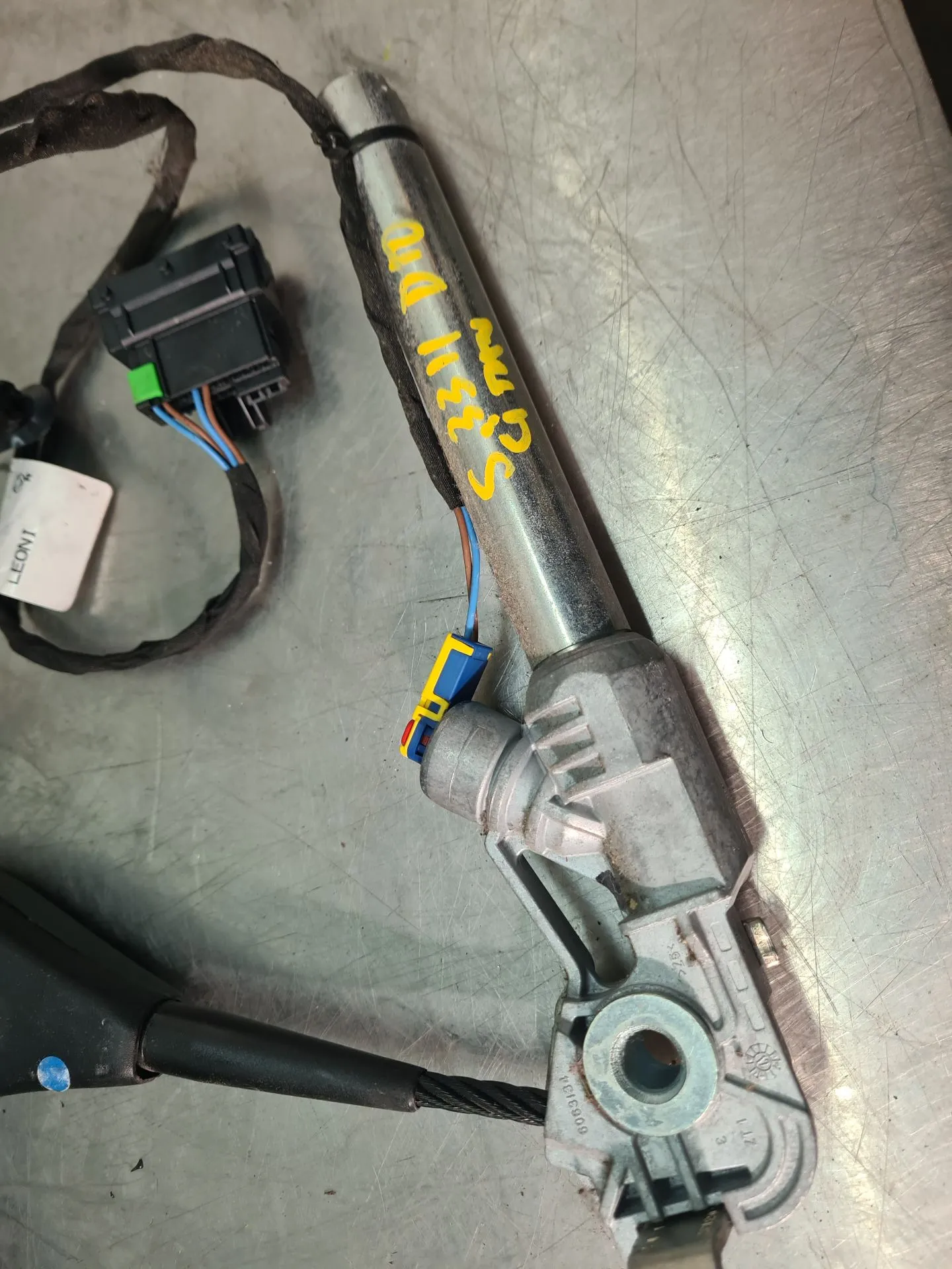 Pré-tensor cinto frente direito MERCEDES-BENZ Citan (415) Imagem-1