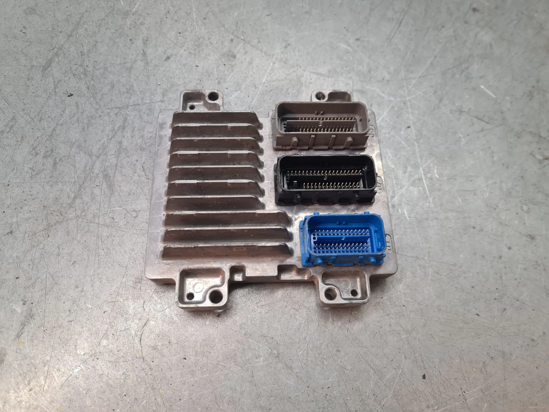 Centralina motore / ECU OPEL Corsa E Imagem-1