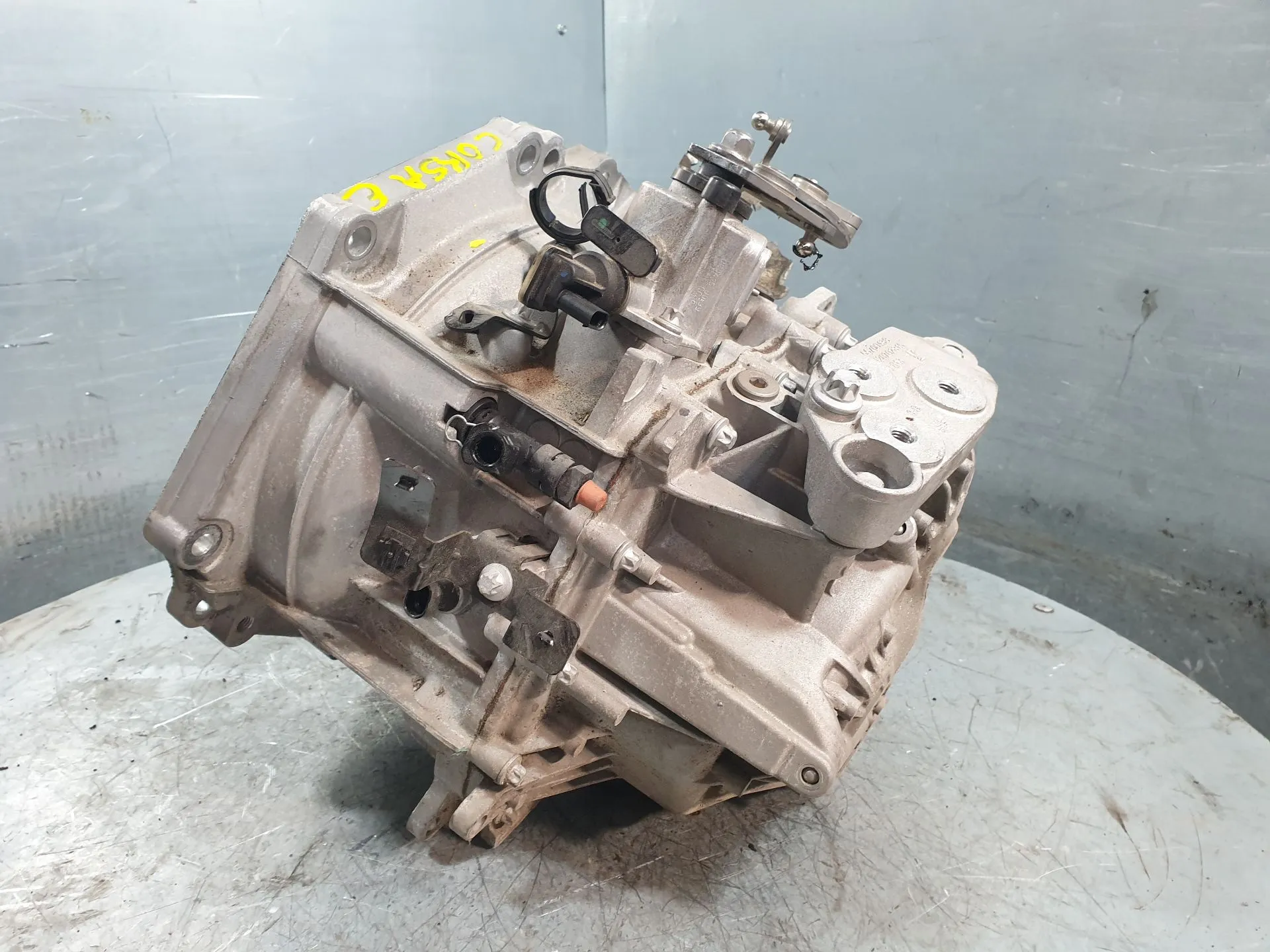 Cambio manual OPEL Corsa E Imagem-2