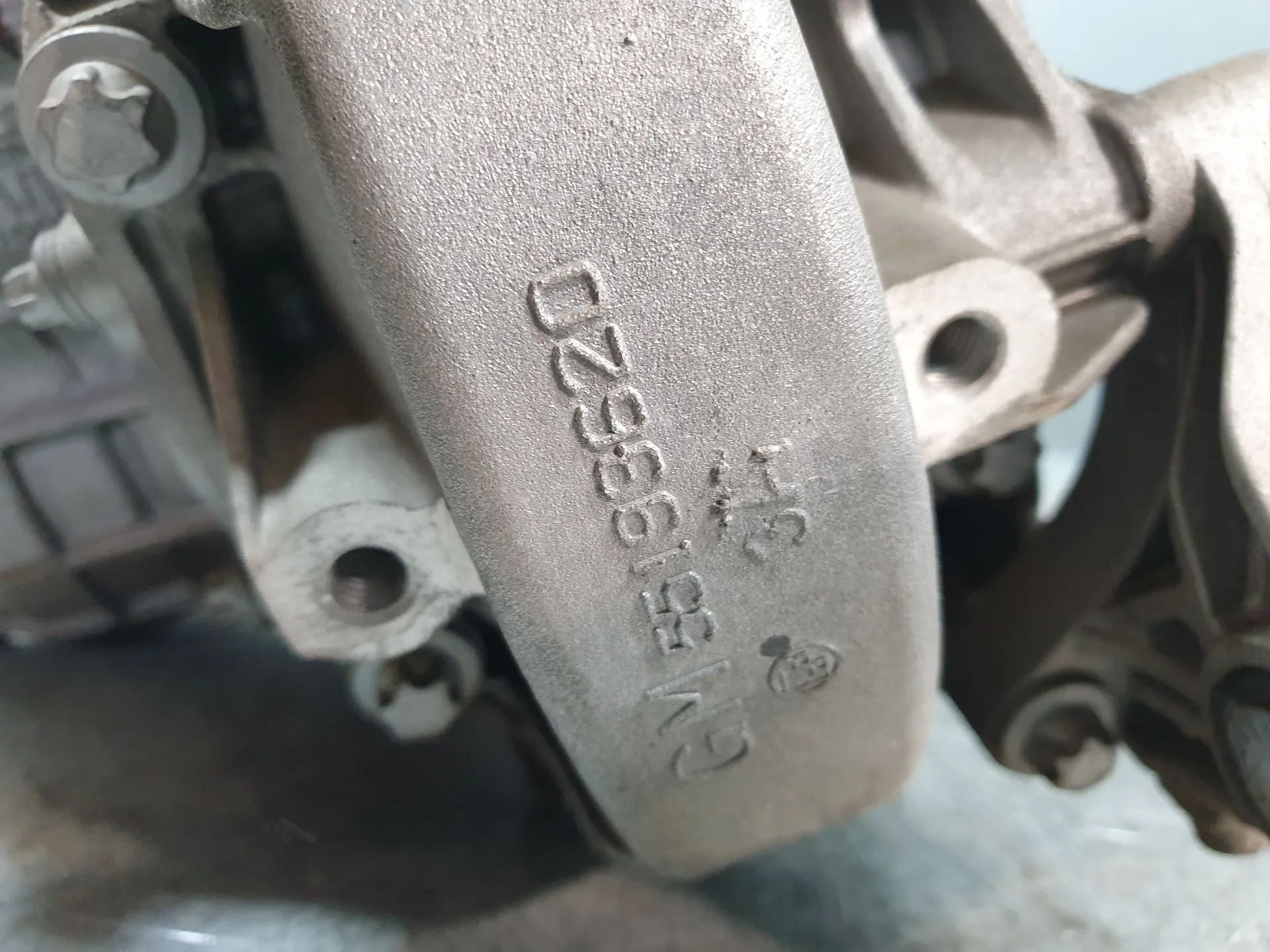 Cambio manual OPEL Corsa E Imagem-12