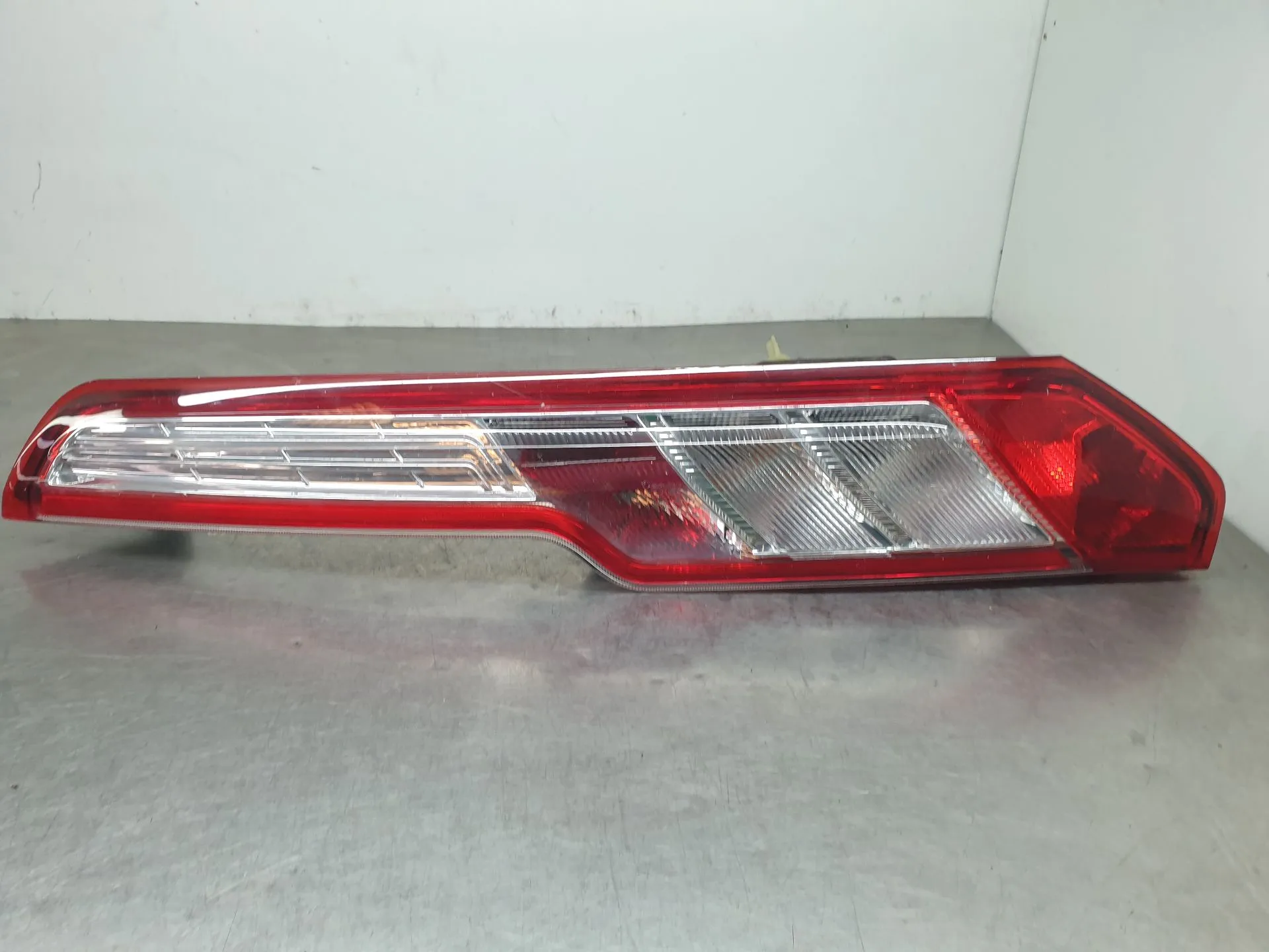 Right Tail light FORD Transit Custom