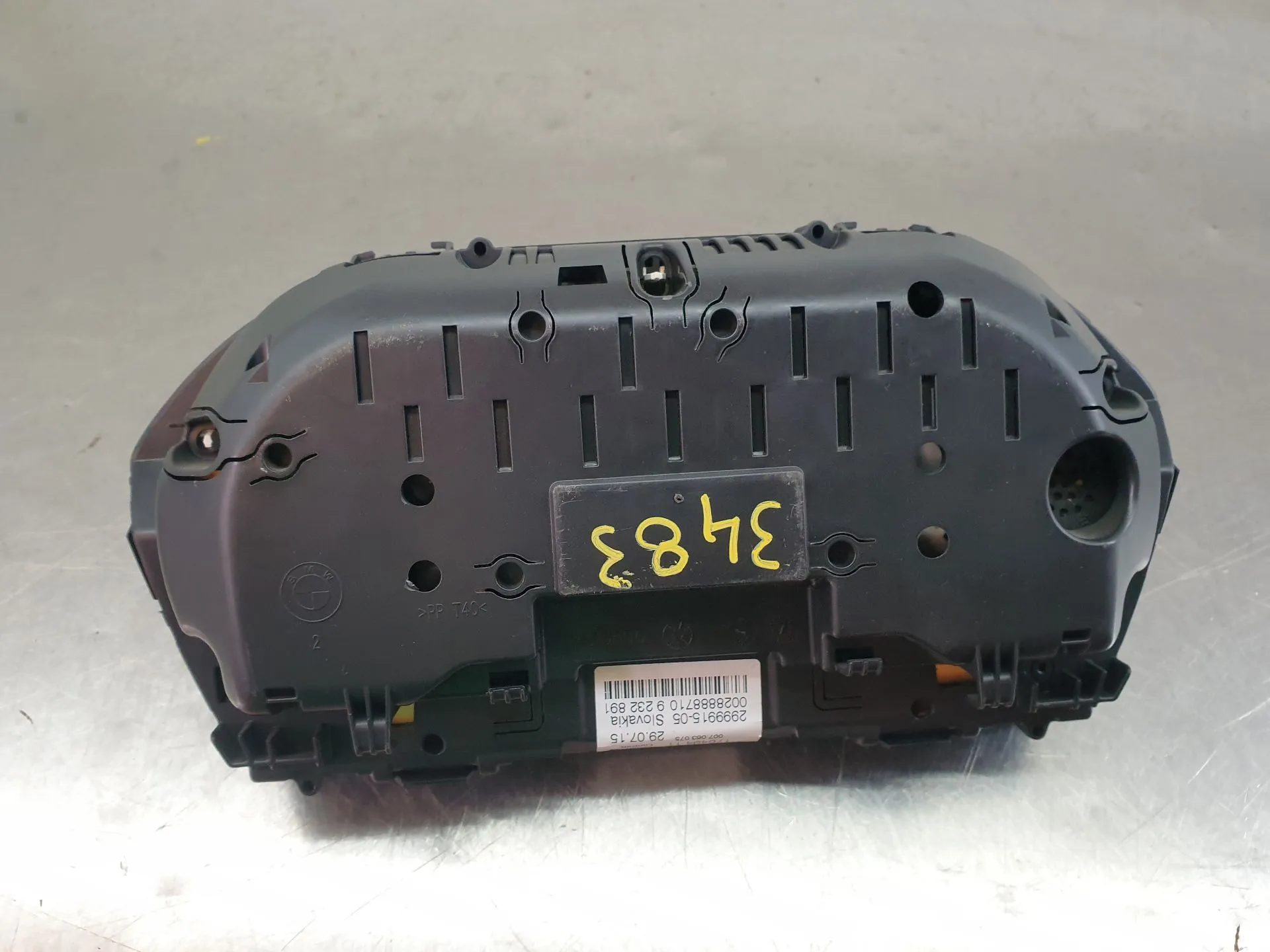 Quadrante / painel de instrumentos BMW 1 (F21) Imagem-2