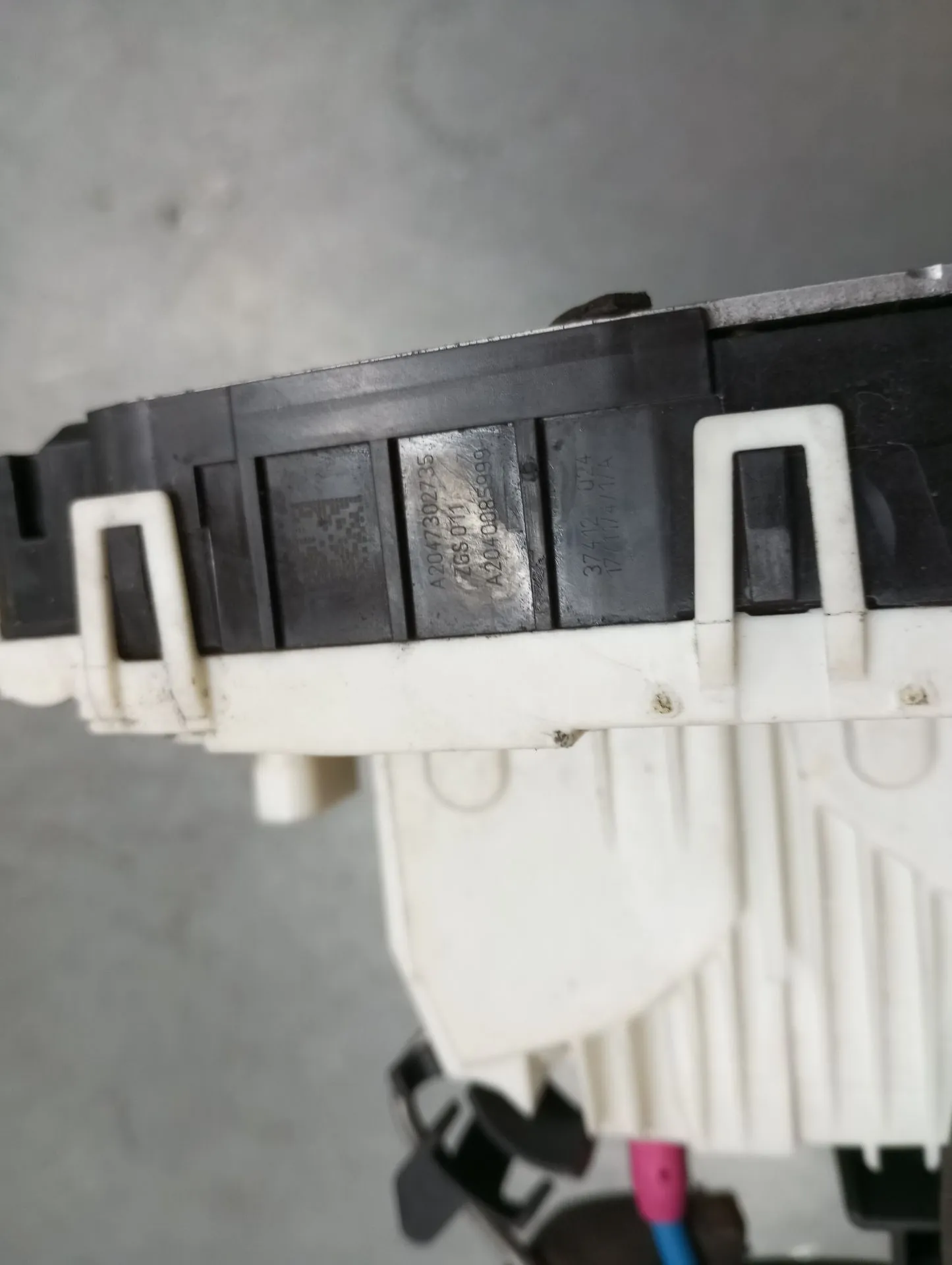 Fechadura / fecho porta trás esquerdo MERCEDES-BENZ Classe A (W176) Imagem-5