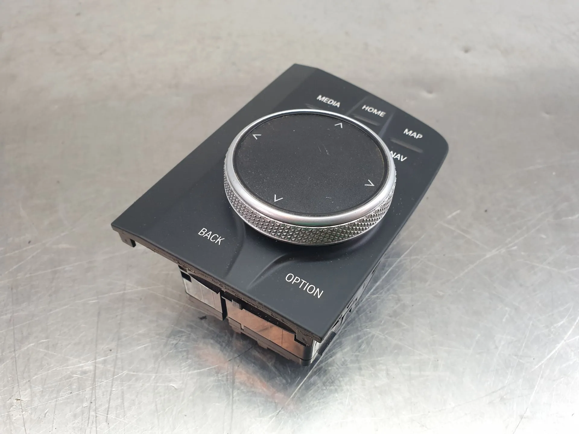 Comando / botão / interruptor multifunções BMW 1 (F40) Imagem-1