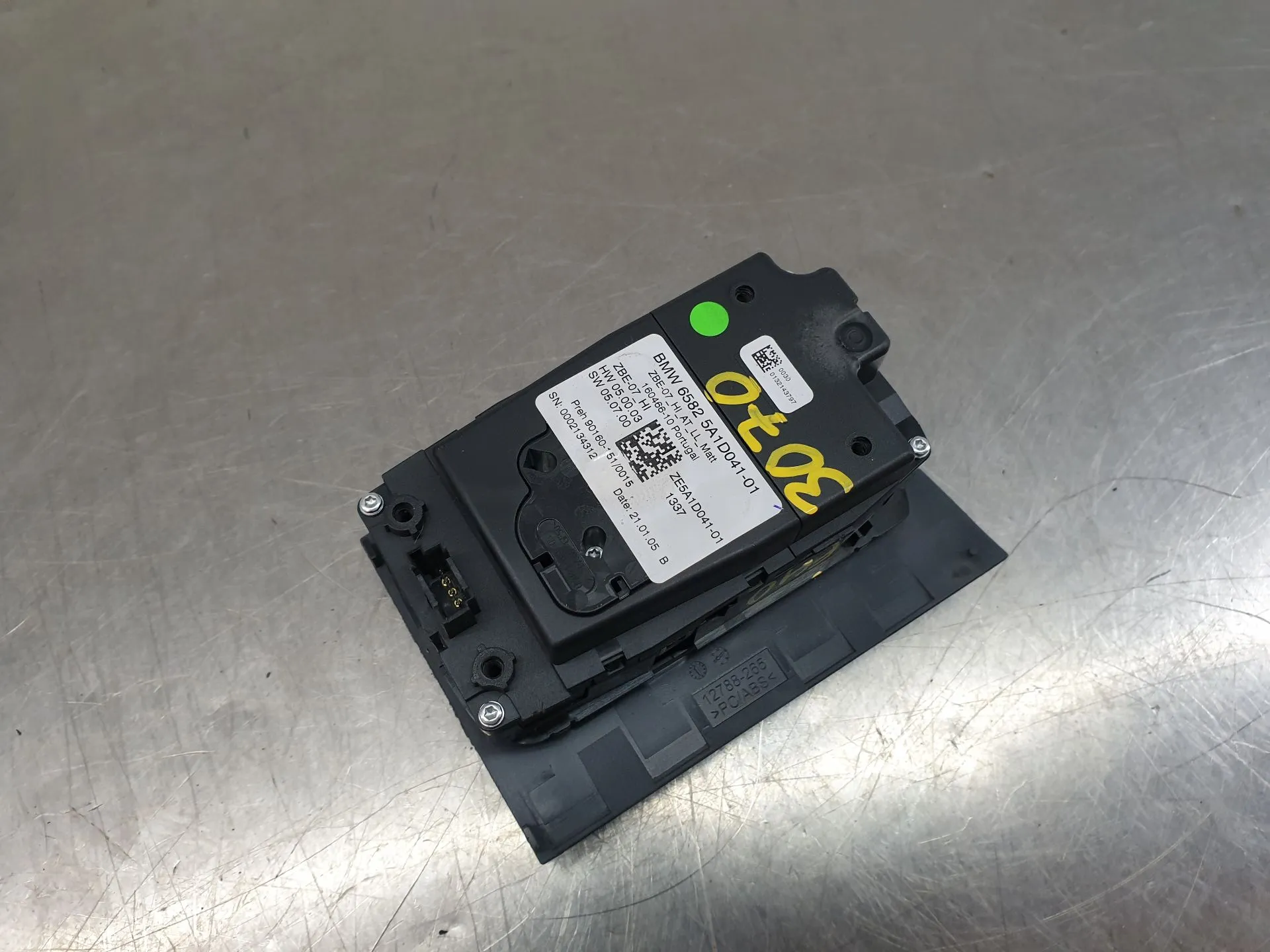 Comando / botão / interruptor multifunções BMW 1 (F40) Imagem-2