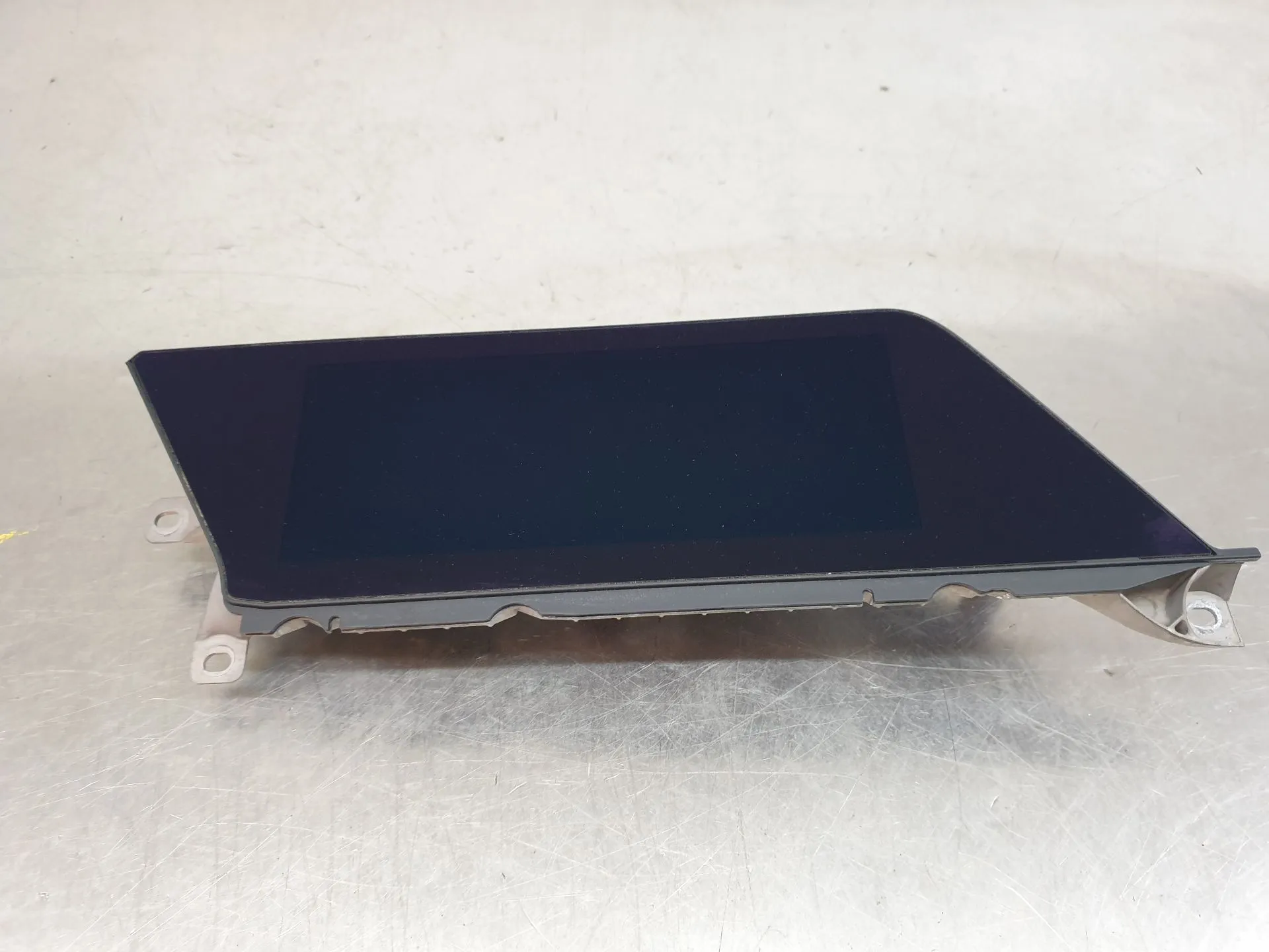 Kit Auto-rádio BMW 1 (F40) Imagem-2