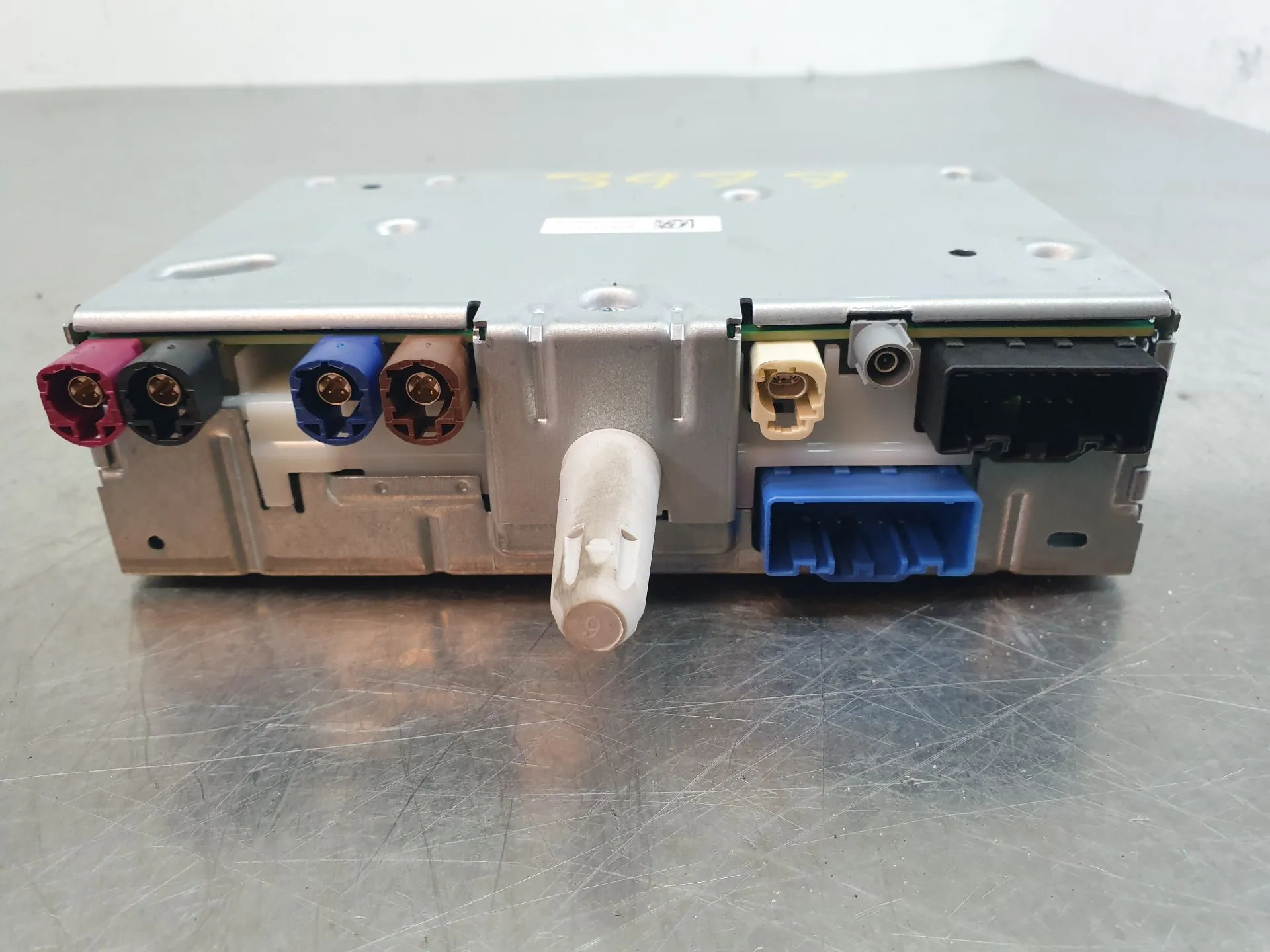 Kit Auto-rádio PEUGEOT 208 II Imagem-6