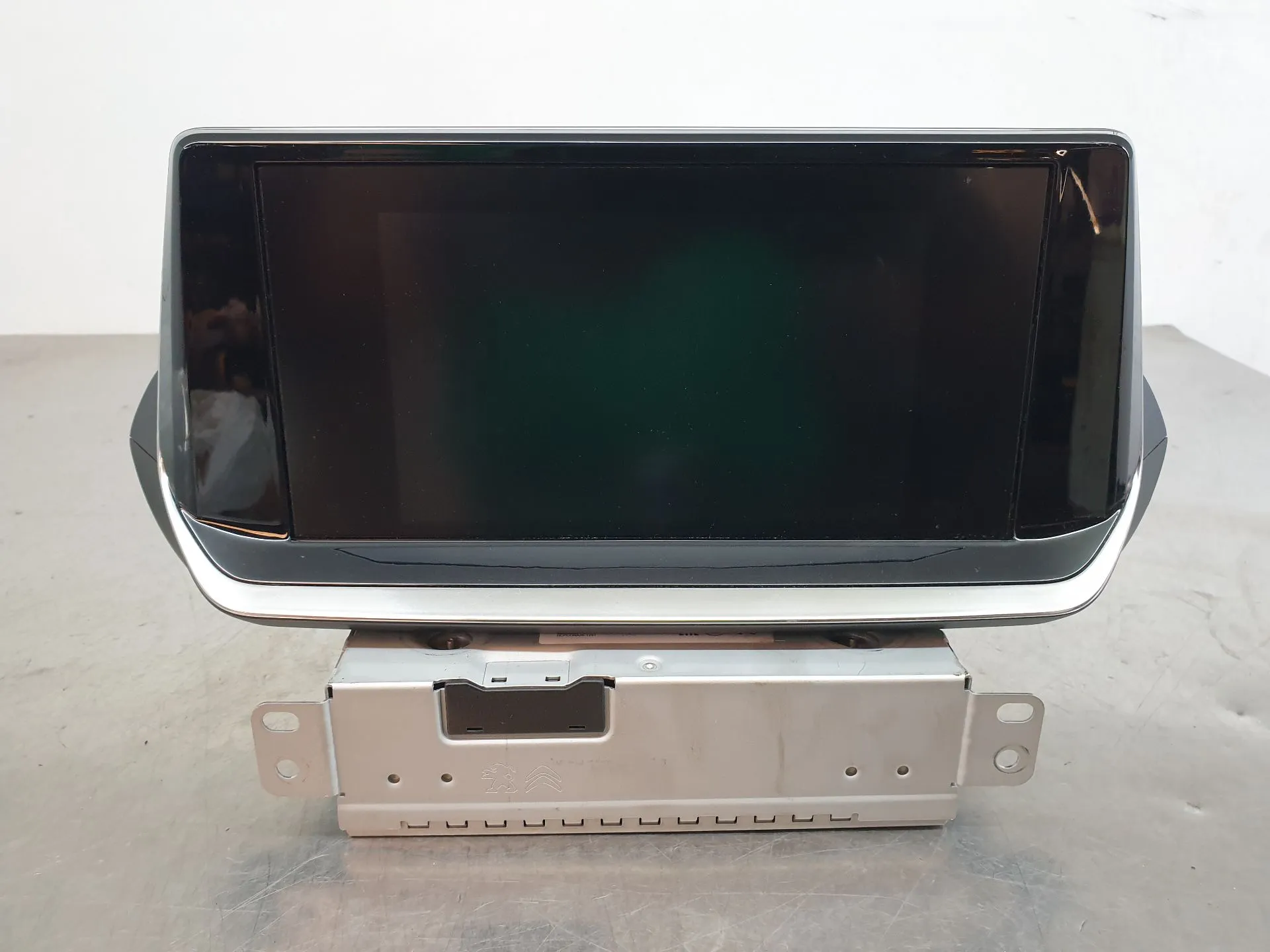 Kit Auto-rádio PEUGEOT 208 II