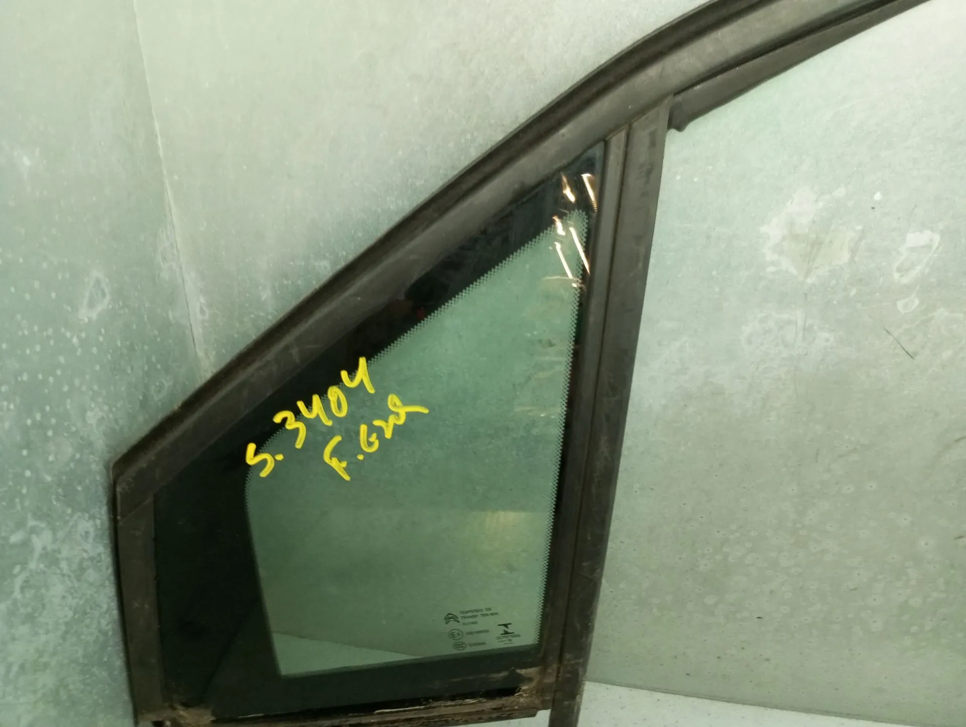 Vitre de custode avant gauche CITROËN C3 Aircross II (2R_, 2C_)
