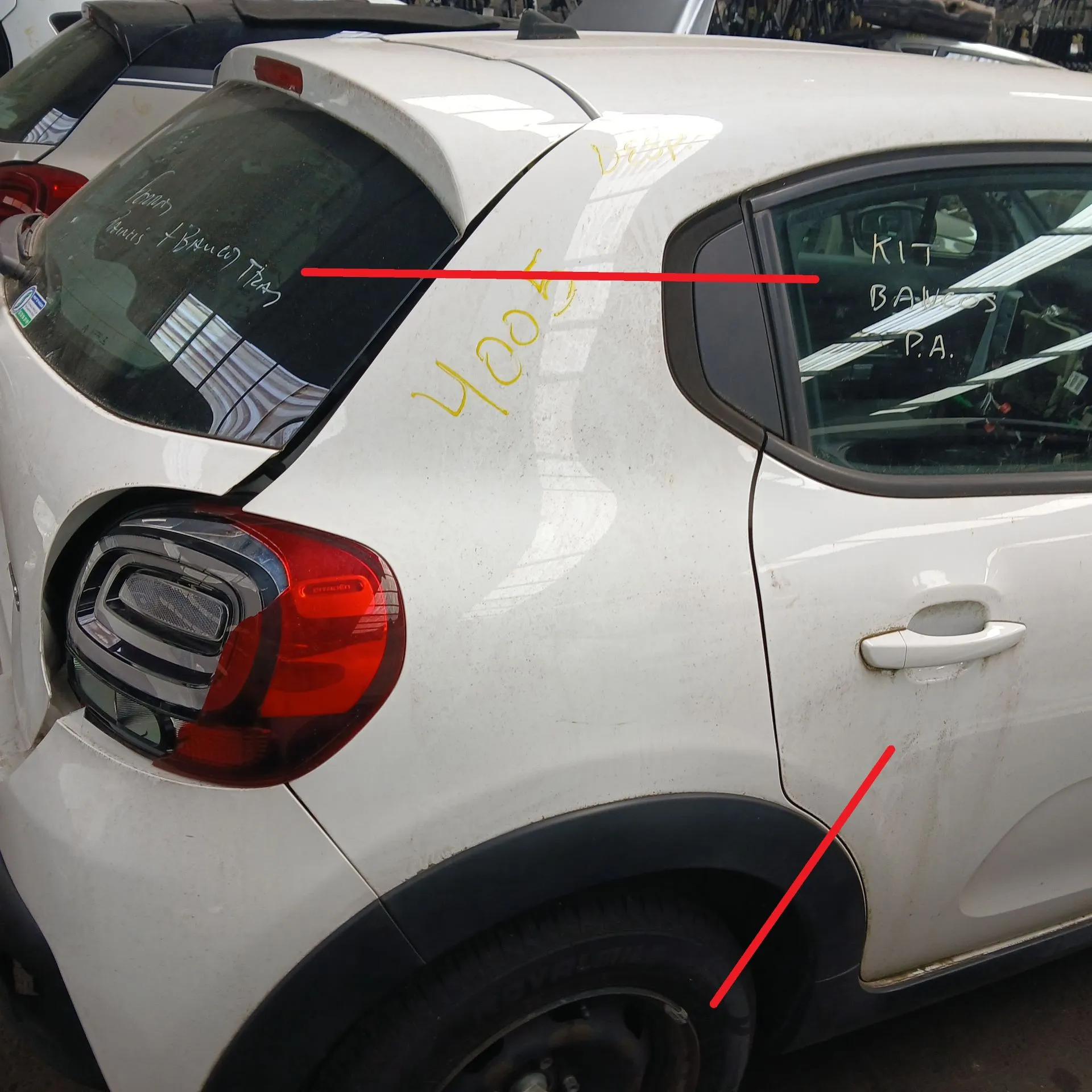 Pannello posteriore destro CITROËN C3 III (SX)