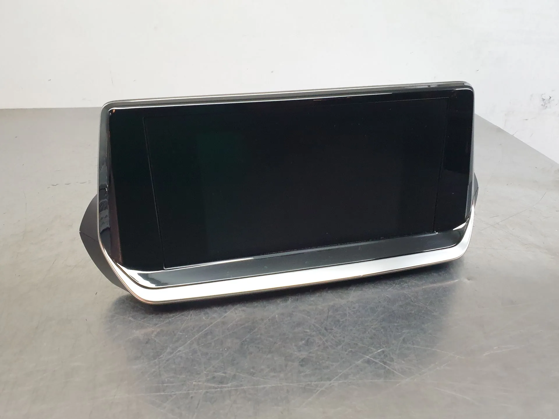 Kit Auto-rádio PEUGEOT 208 II Imagem-2