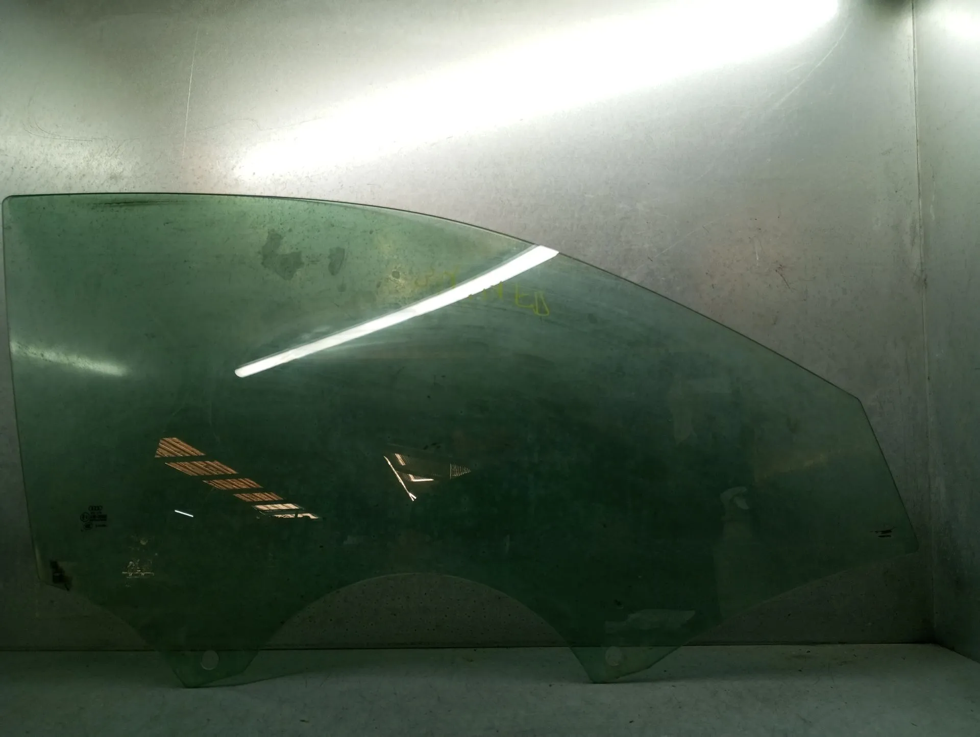 Vidro porta frente direita AUDI A1 Sportback (8XA, 8XF) Imagem-1