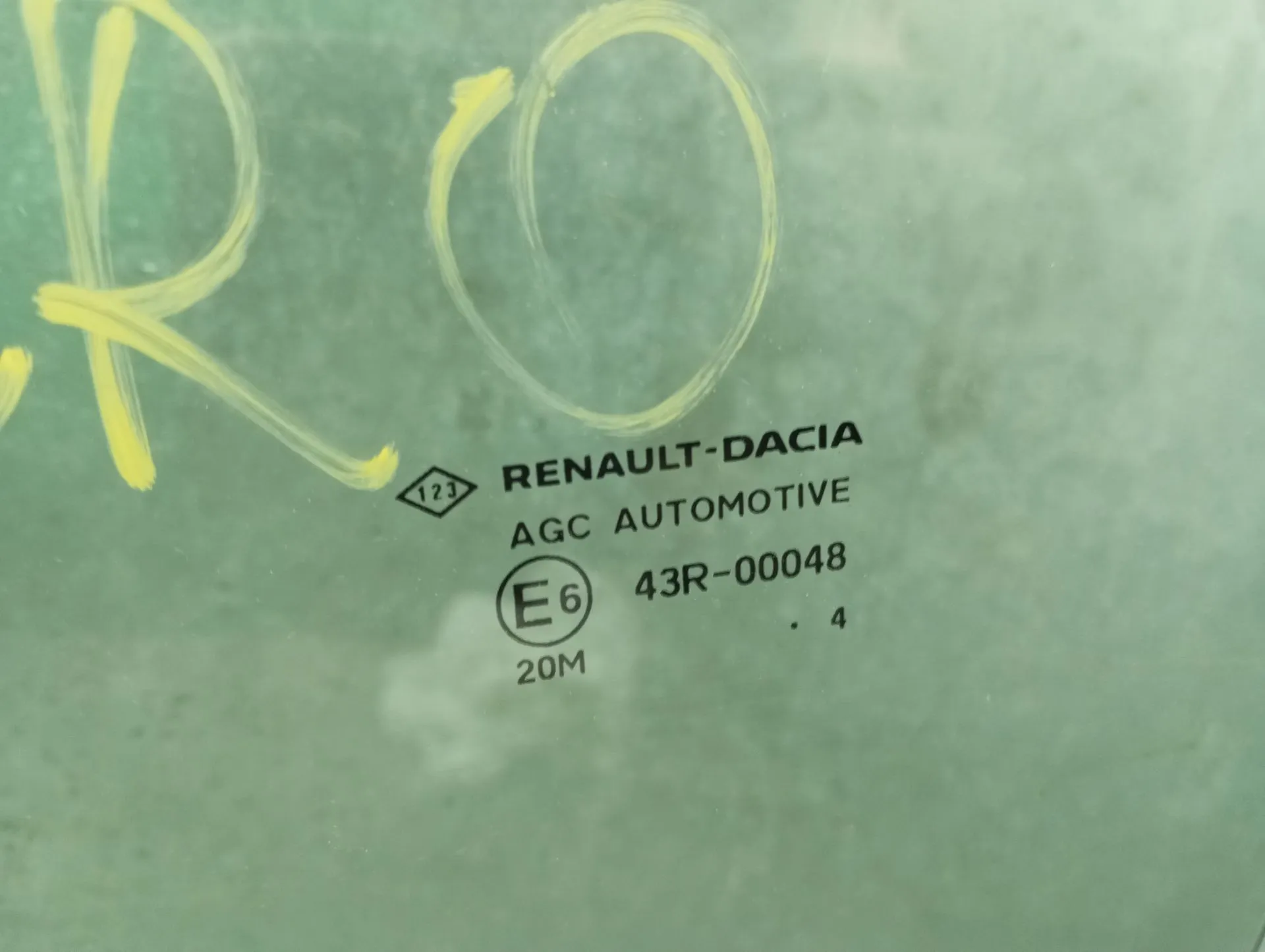 Vidro porta frente esquerda DACIA Sandero III Imagem-2