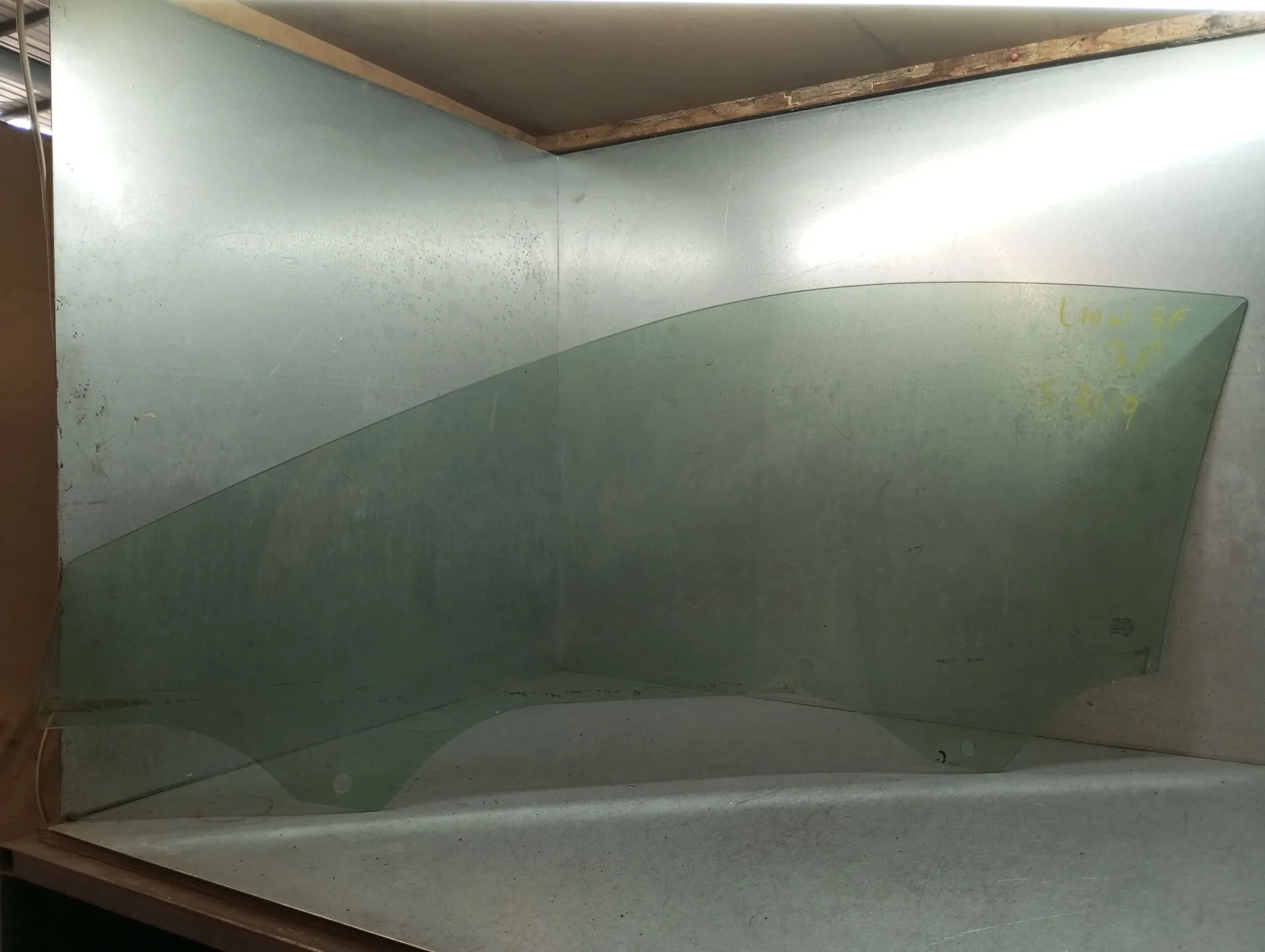 Vetro porta anteriore destra SEAT Leon SC (5F5)