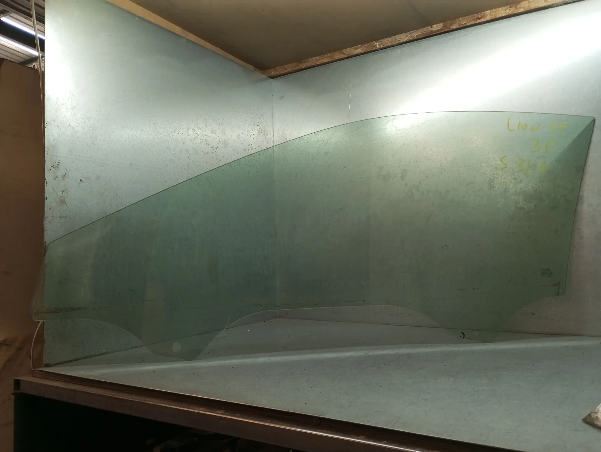 Right front door glass SEAT Leon SC (5F5) Imagem-1
