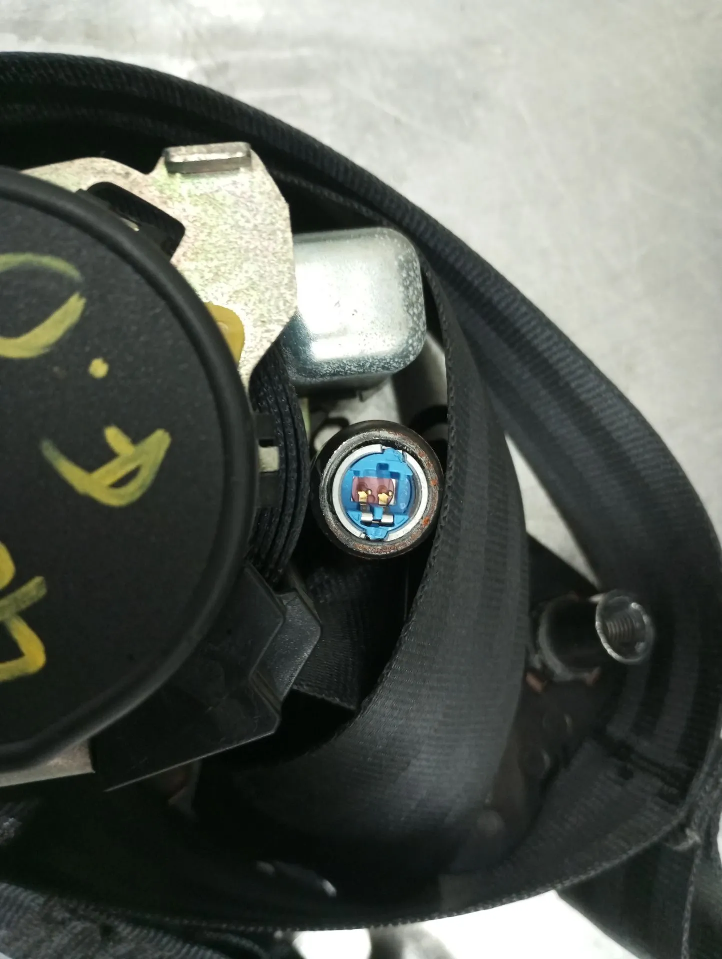 Right front seatbelt pretensioner RENAULT Clio IV (BH_) Imagem-1