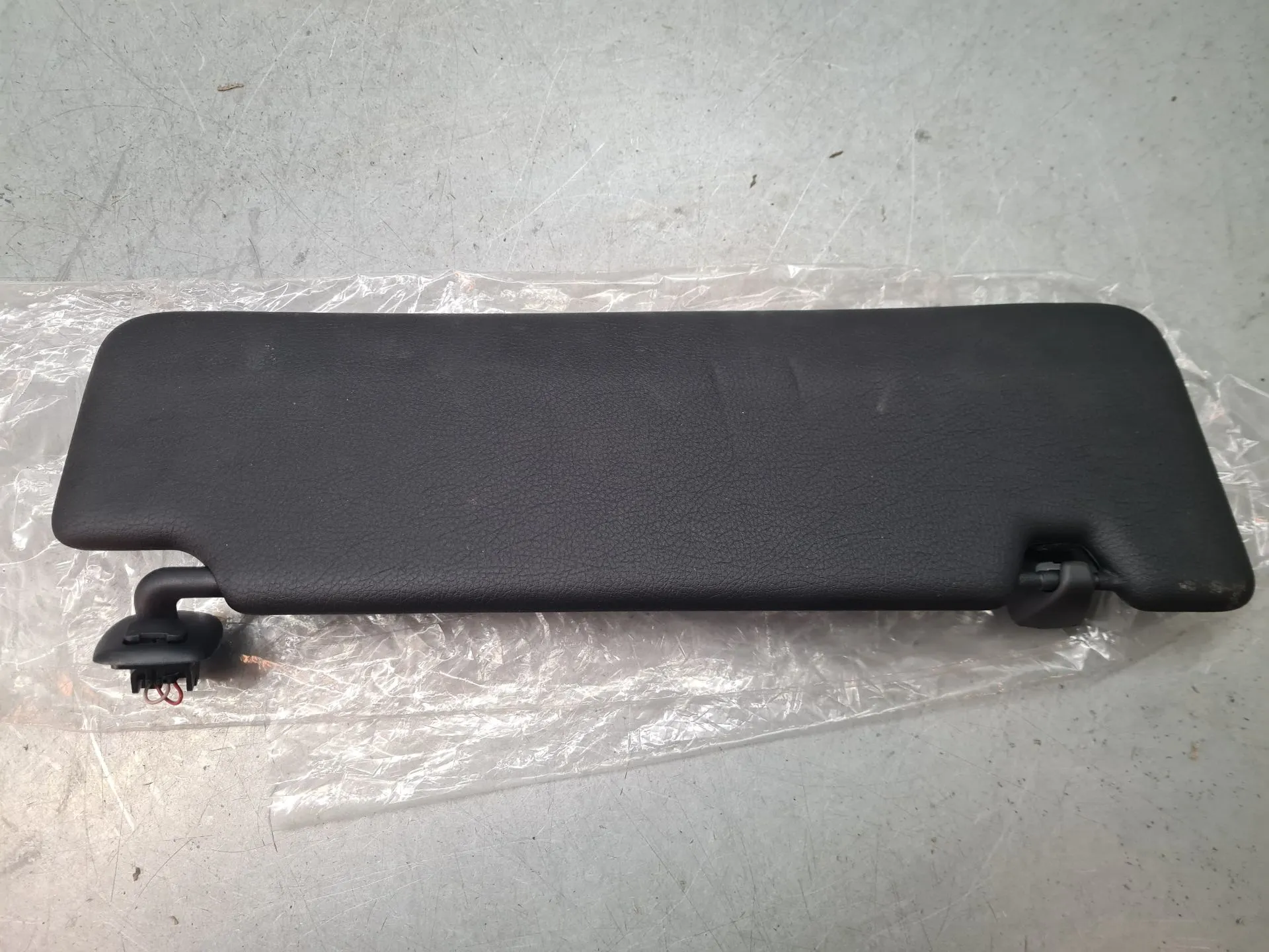 Left Sun Visor BMW X2 (F39) Imagem-1
