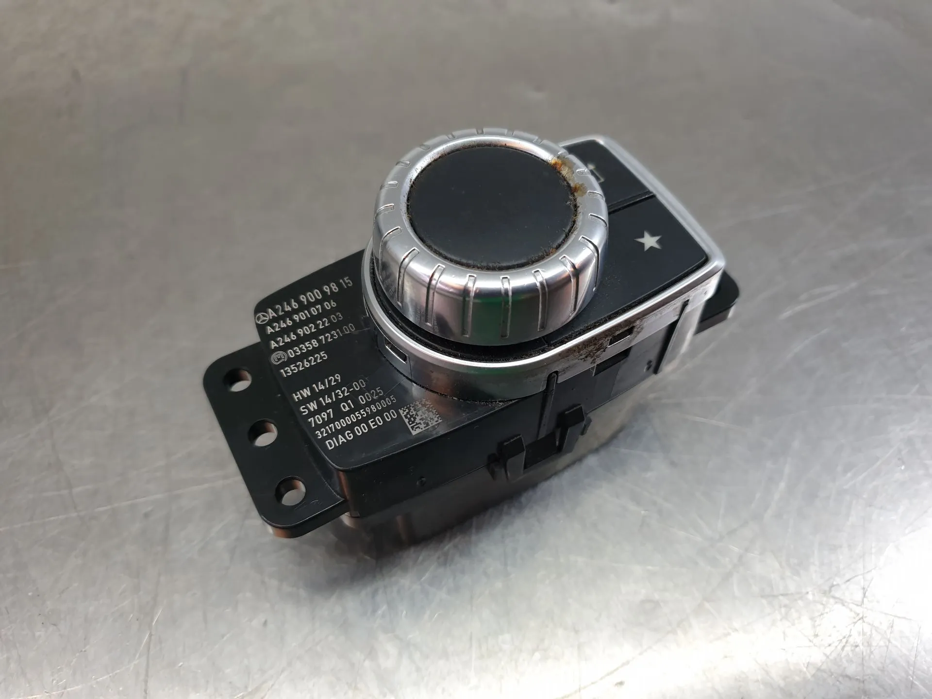 Comando / botão / interruptor multifunções MERCEDES-BENZ Classe A (W176)