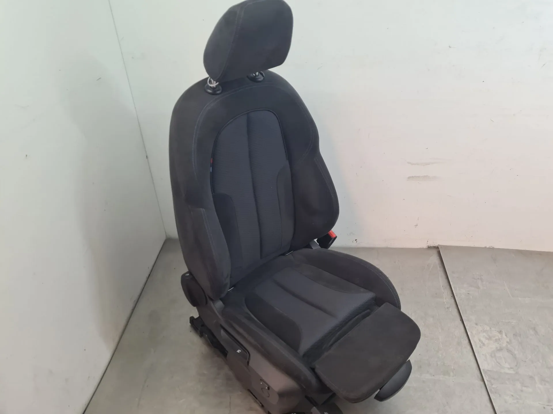 Siège Avant Droite BMW X2 (F39) Imagem-1