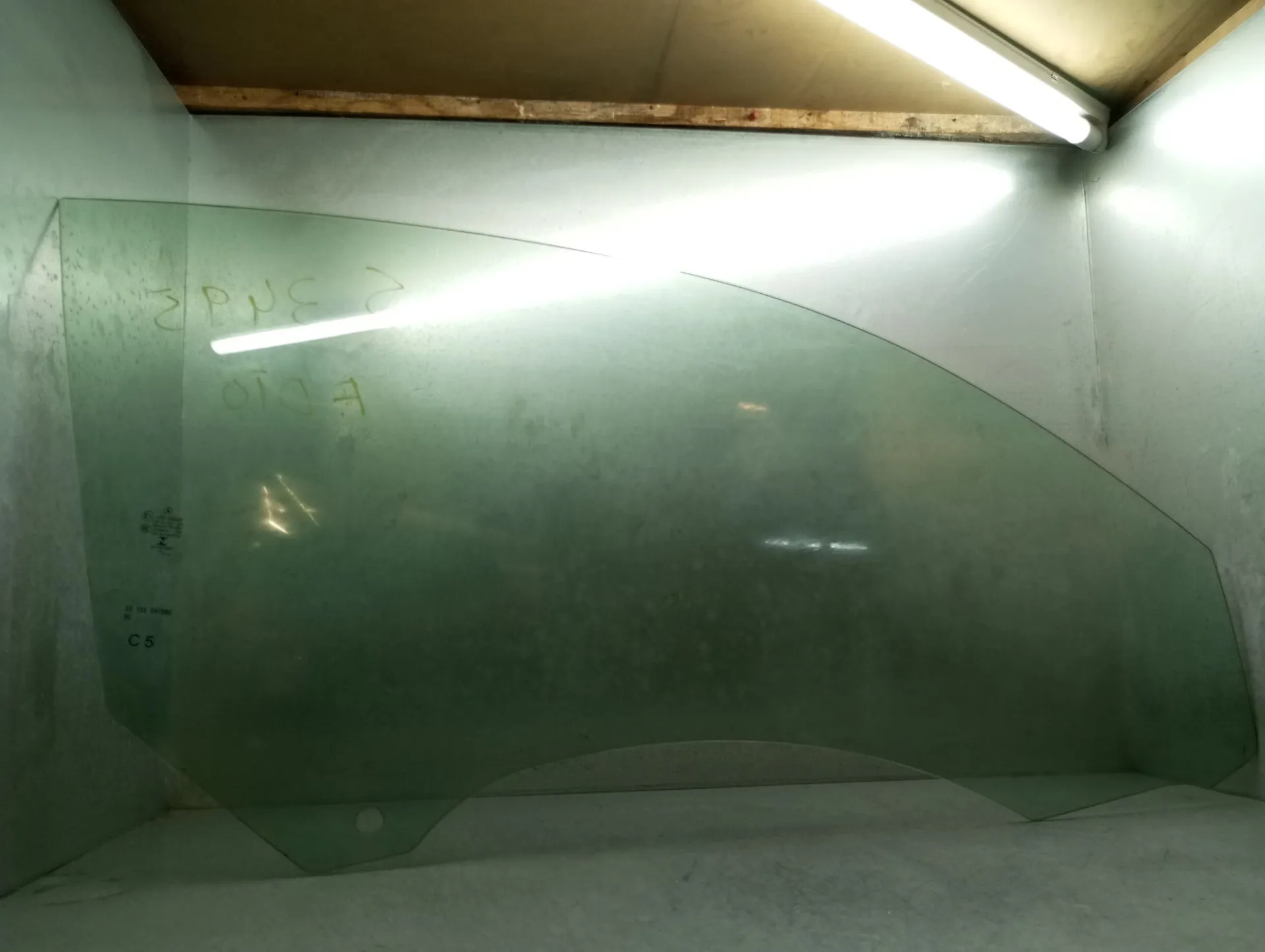 Vidro porta frente direita MERCEDES-BENZ Classe C Coupé (C205) Imagem-1