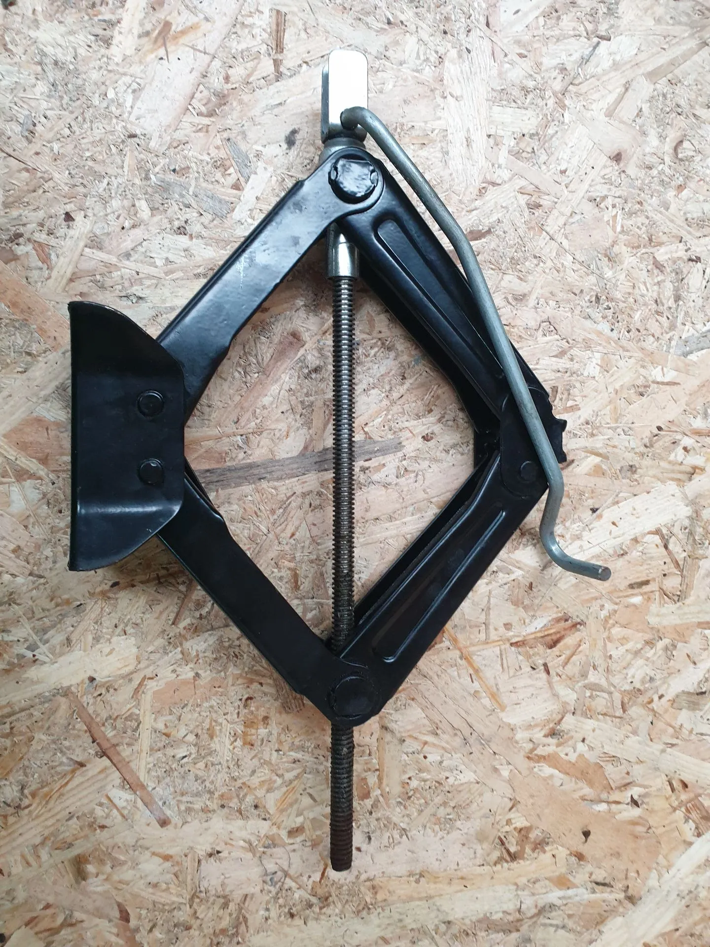 Cric DACIA Sandero II (5S_) Imagem-2