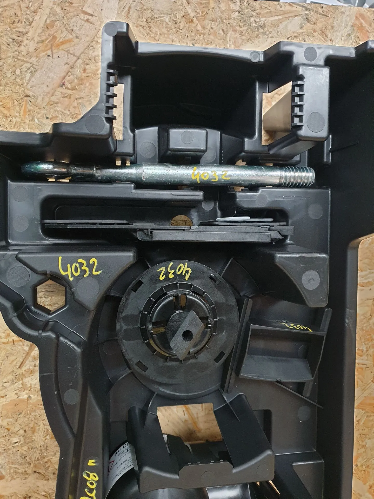 Pompe à air PEUGEOT 2008 II (U_) Imagem-1