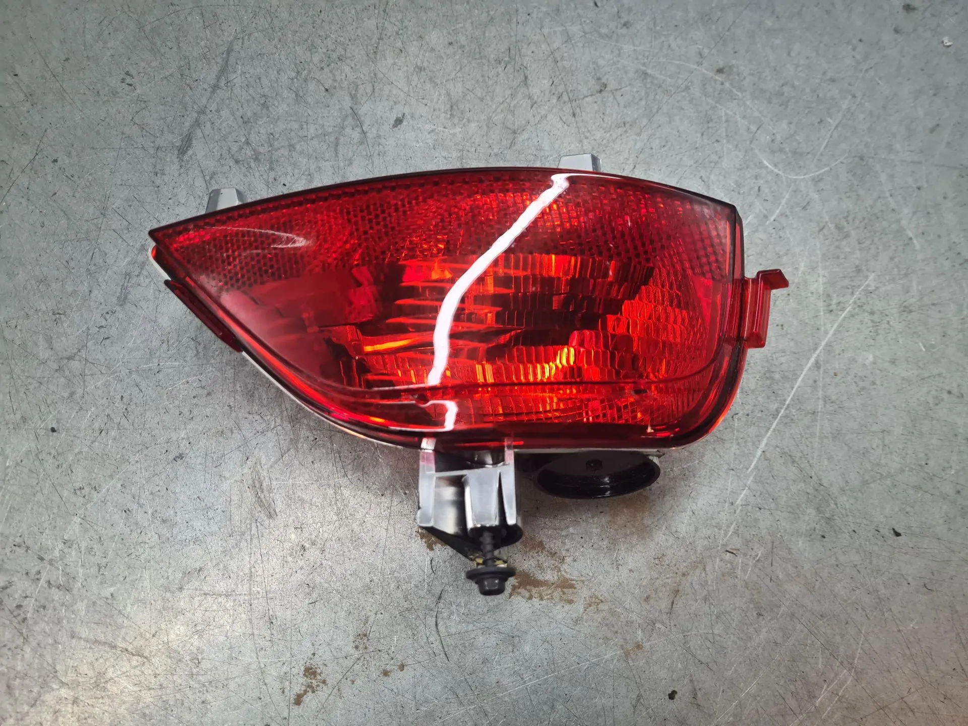 Feu antibrouillard Arrière Droite DACIA Sandero III