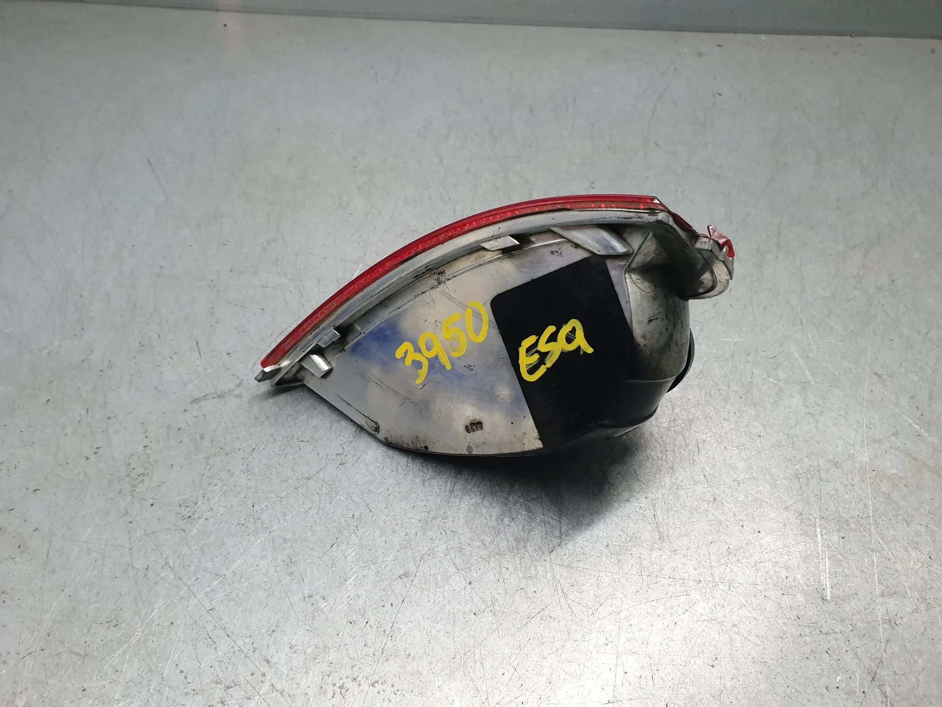 Left rear fog light RENAULT Megane IV (B9A/M_) Imagem-3