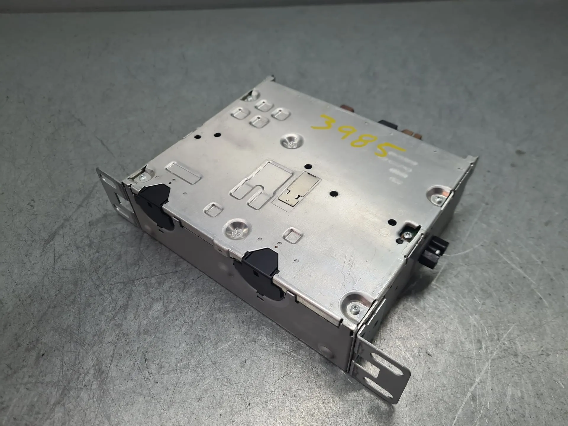 Car radio RENAULT Megane IV (B9A/M_) Imagem-4