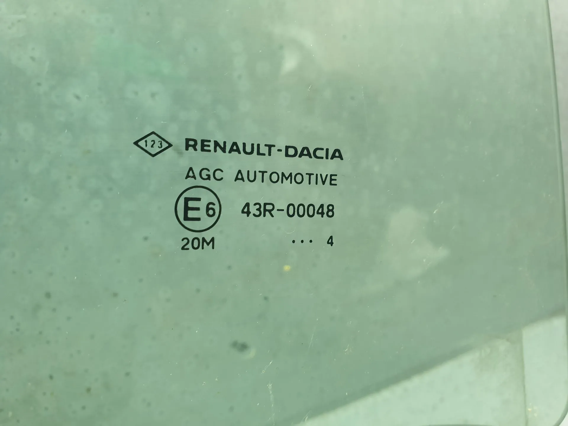 Vidro porta trás direito DACIA Sandero III Imagem-2