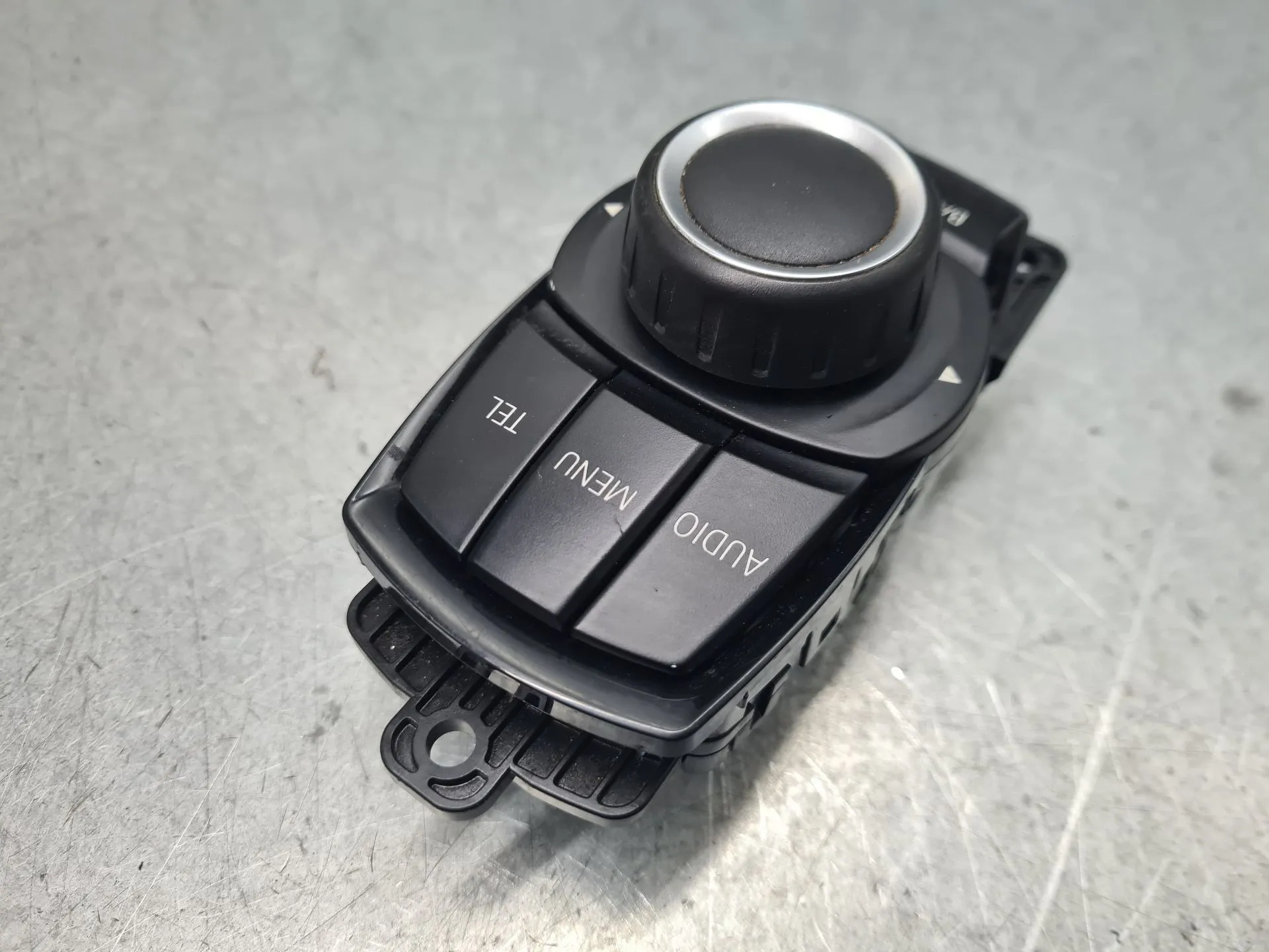 Comando / botão / interruptor multifunções BMW 1 (F20) Imagem-6