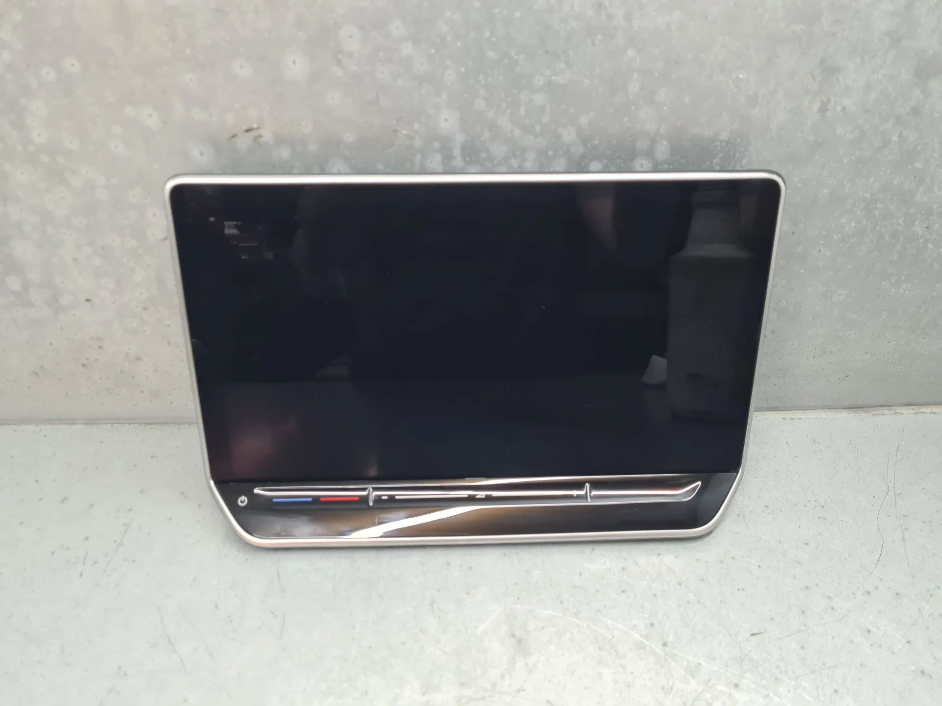 Kit Auto-rádio VOLKSWAGEN Golf VIII Variant (CG5) Imagem-1