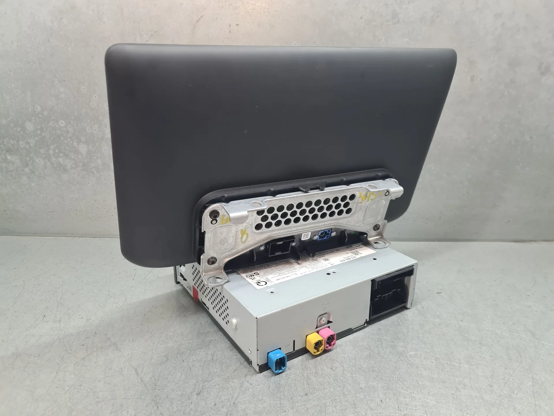 Kit Auto-rádio VOLKSWAGEN Golf VIII Variant (CG5) Imagem-2