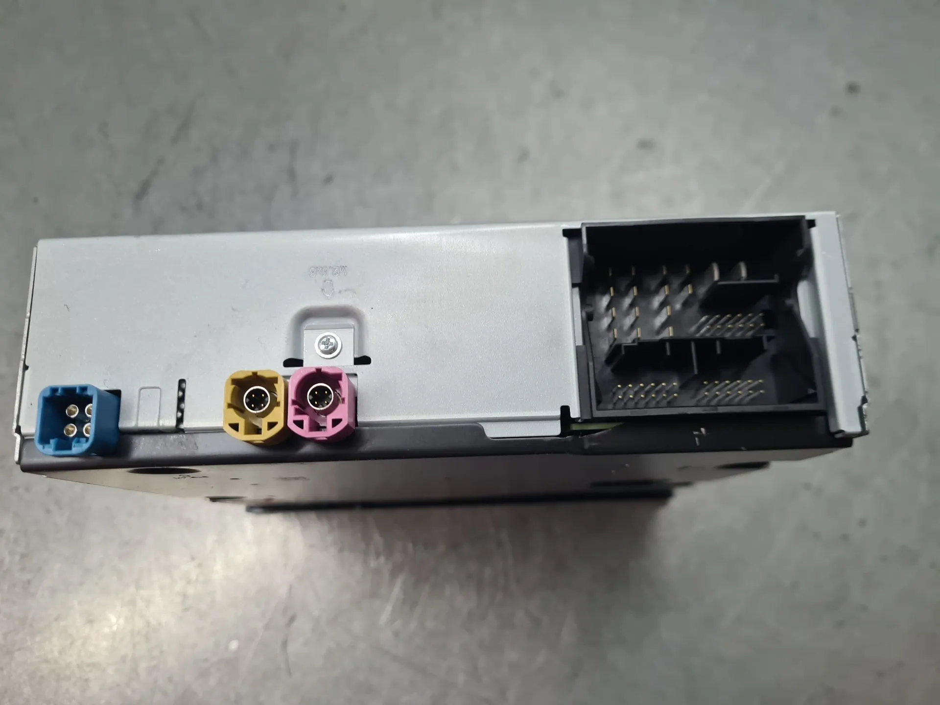 Kit Auto-rádio VOLKSWAGEN Golf VIII Variant (CG5) Imagem-5