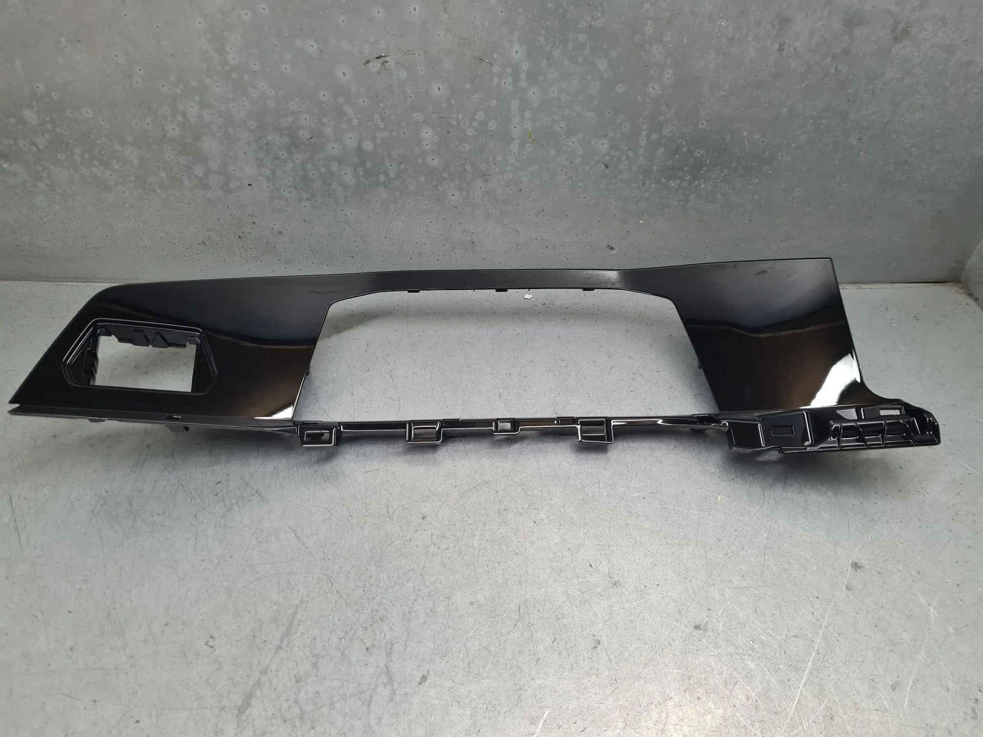 Anneau Compteurs De Vitesse VOLKSWAGEN Golf VIII Variant (CG5)