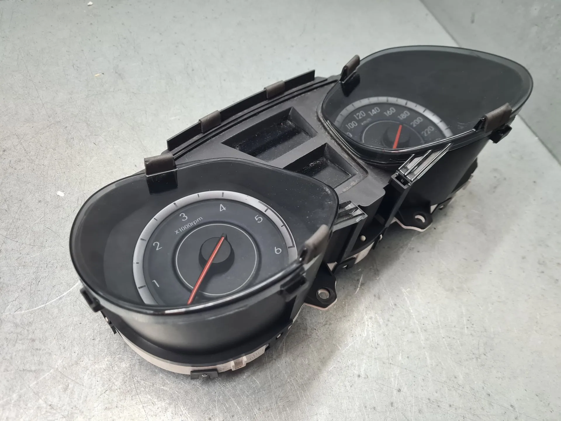 Instrument cluster HYUNDAI ix20 (JC) Imagem-1